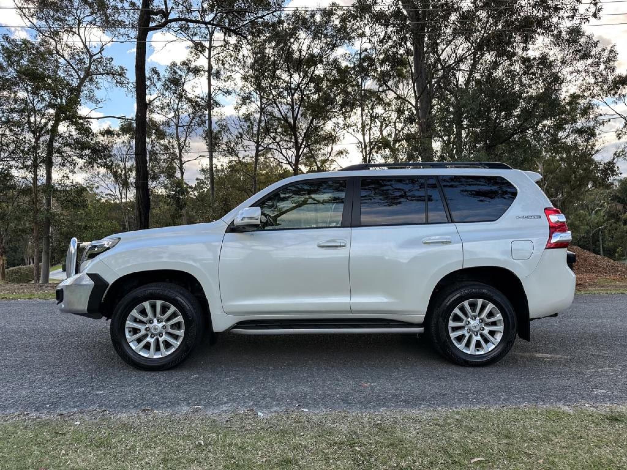 TOYOTA LANDCRUISER