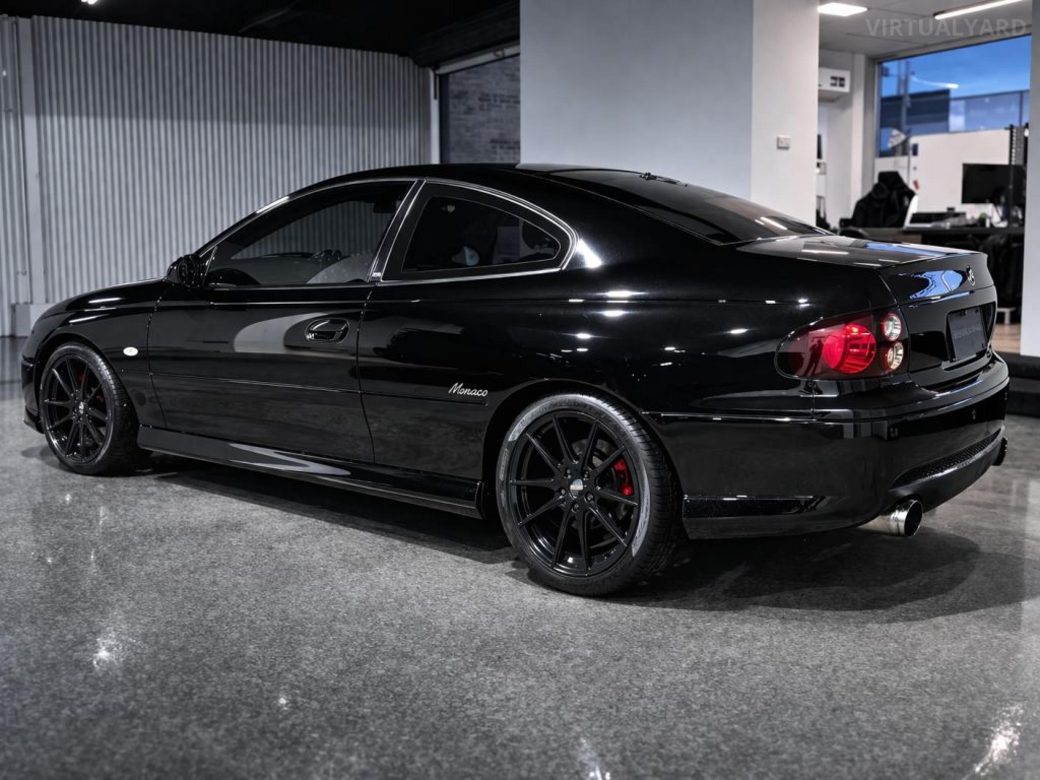 HOLDEN MONARO