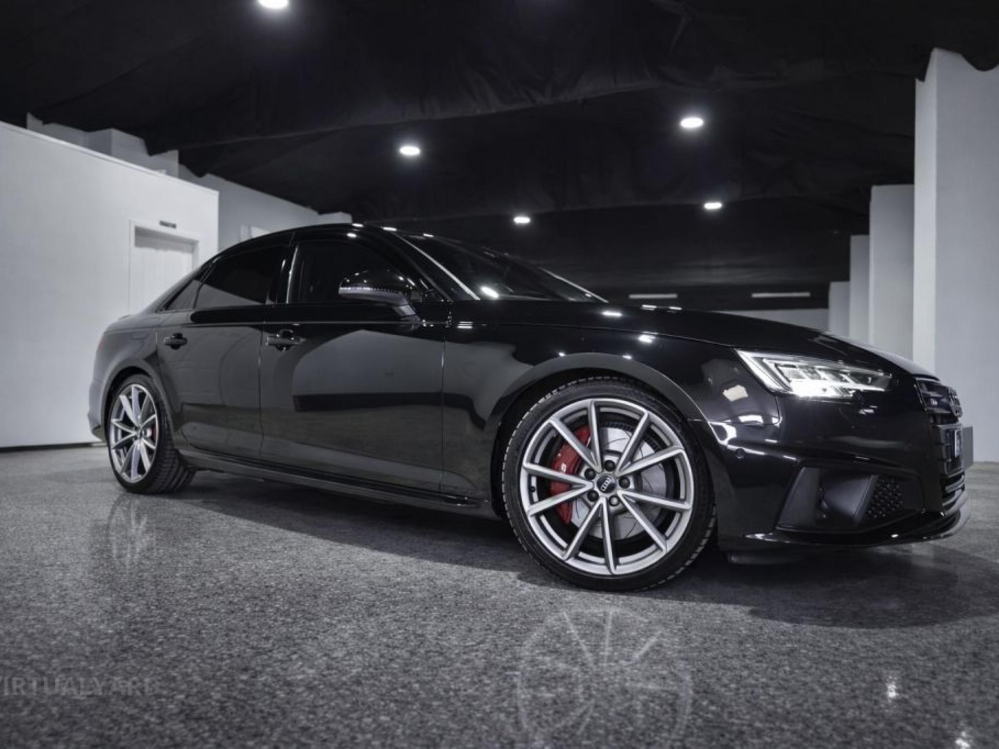 AUDI S4