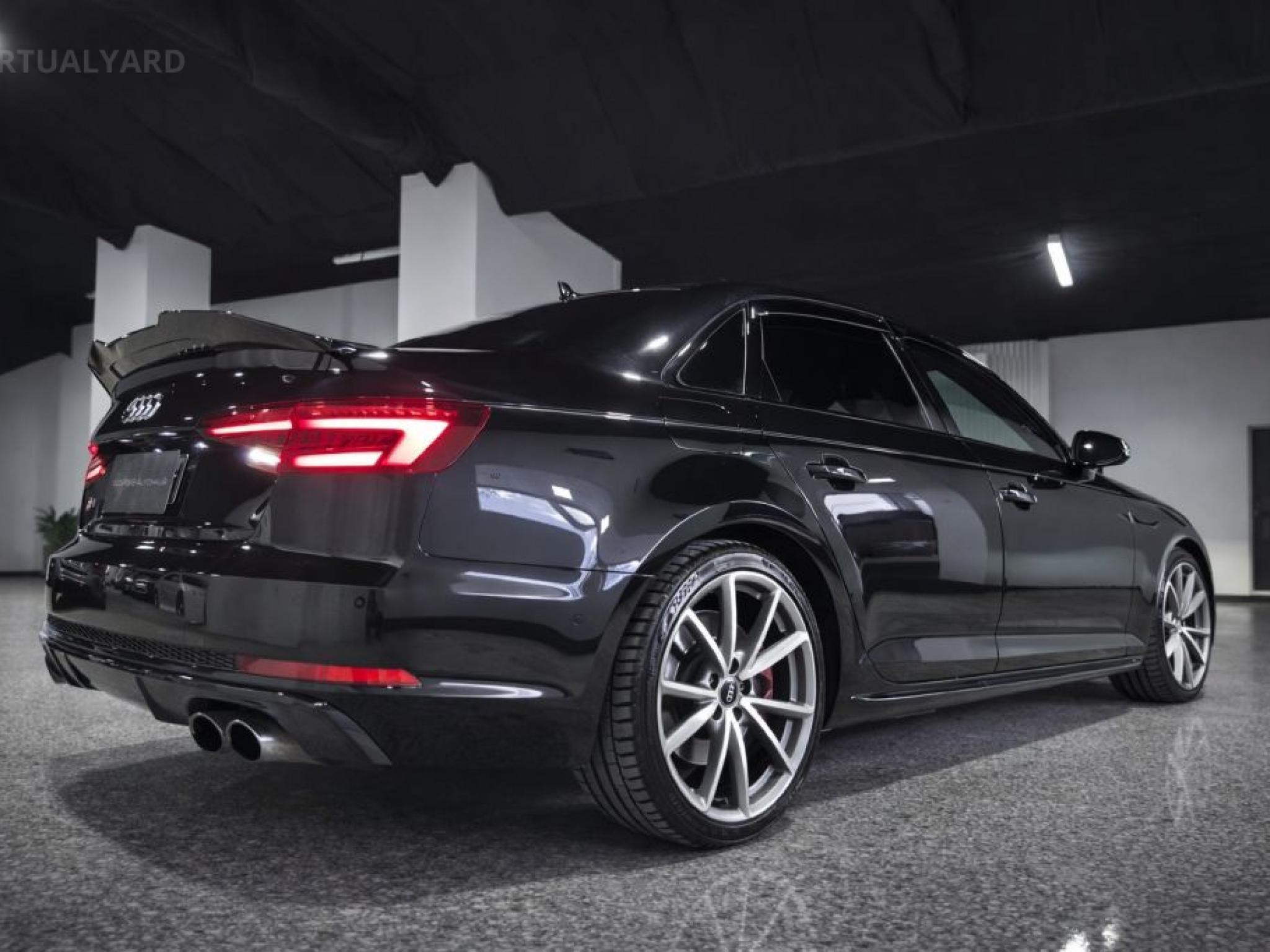 AUDI S4