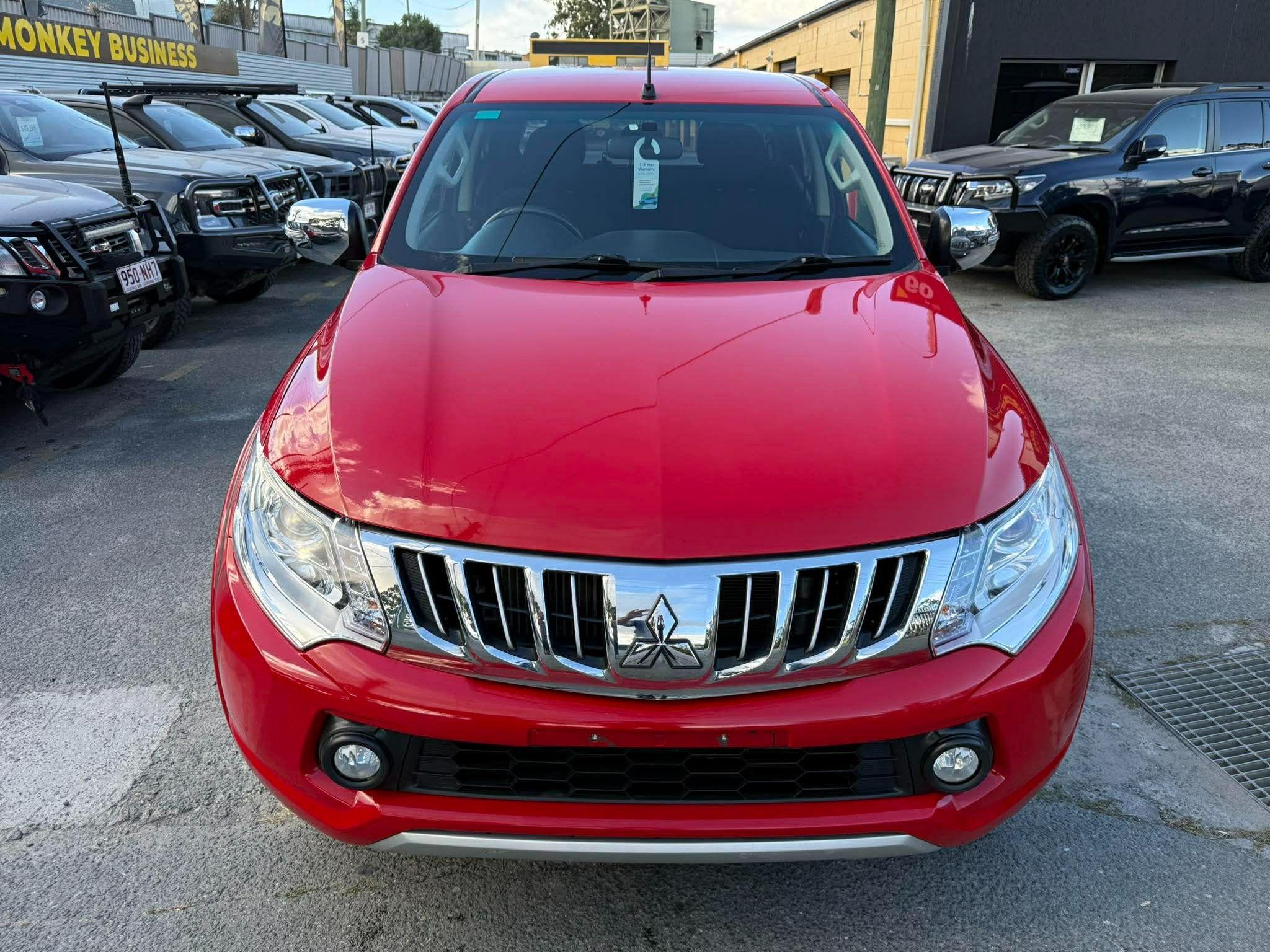 MITSUBISHI TRITON