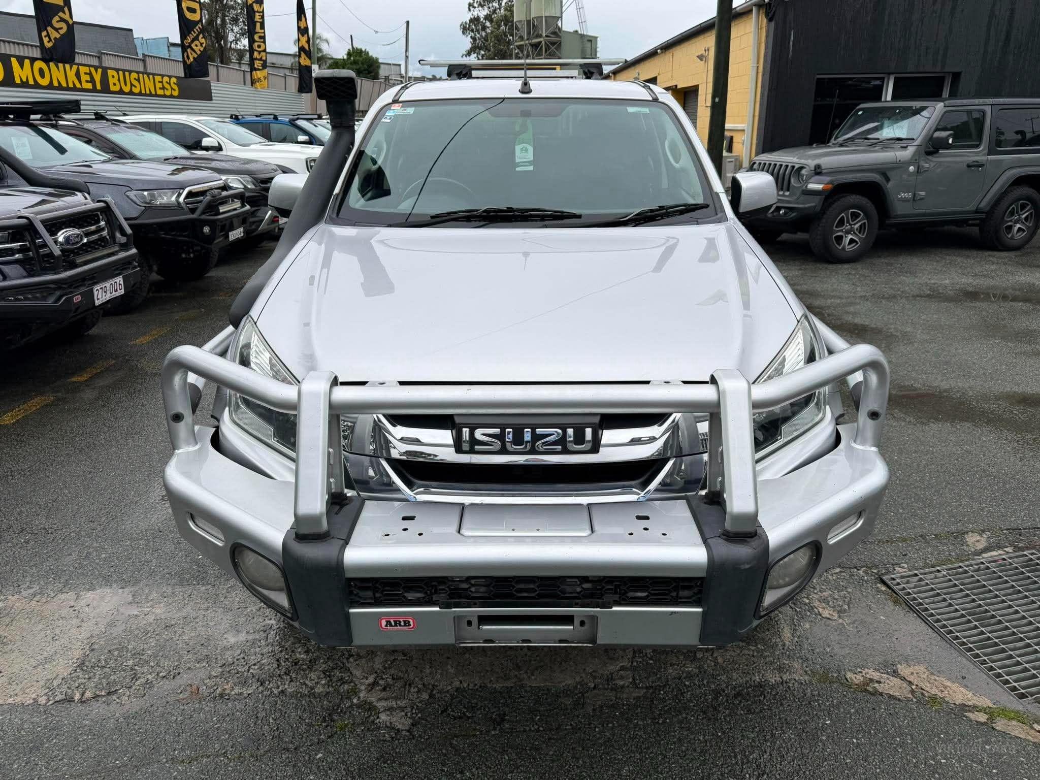 ISUZU D-MAX