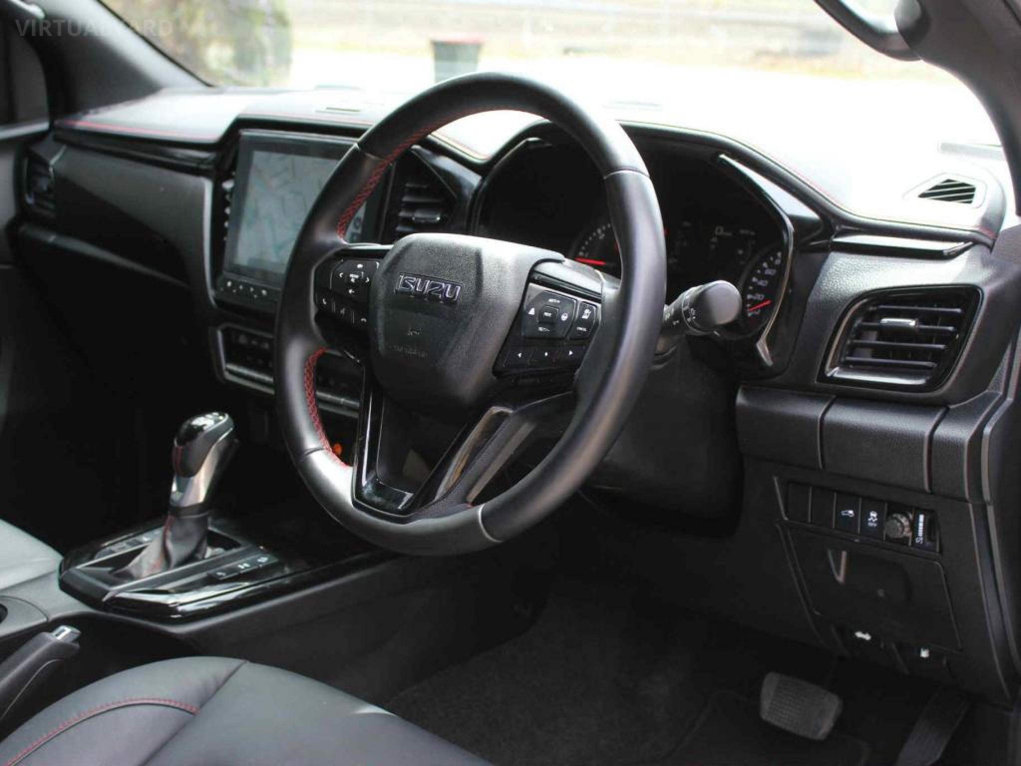 ISUZU D-MAX