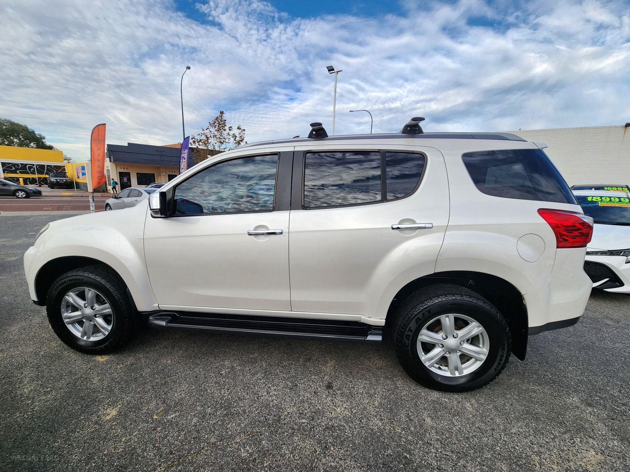 Isuzu MU-X
