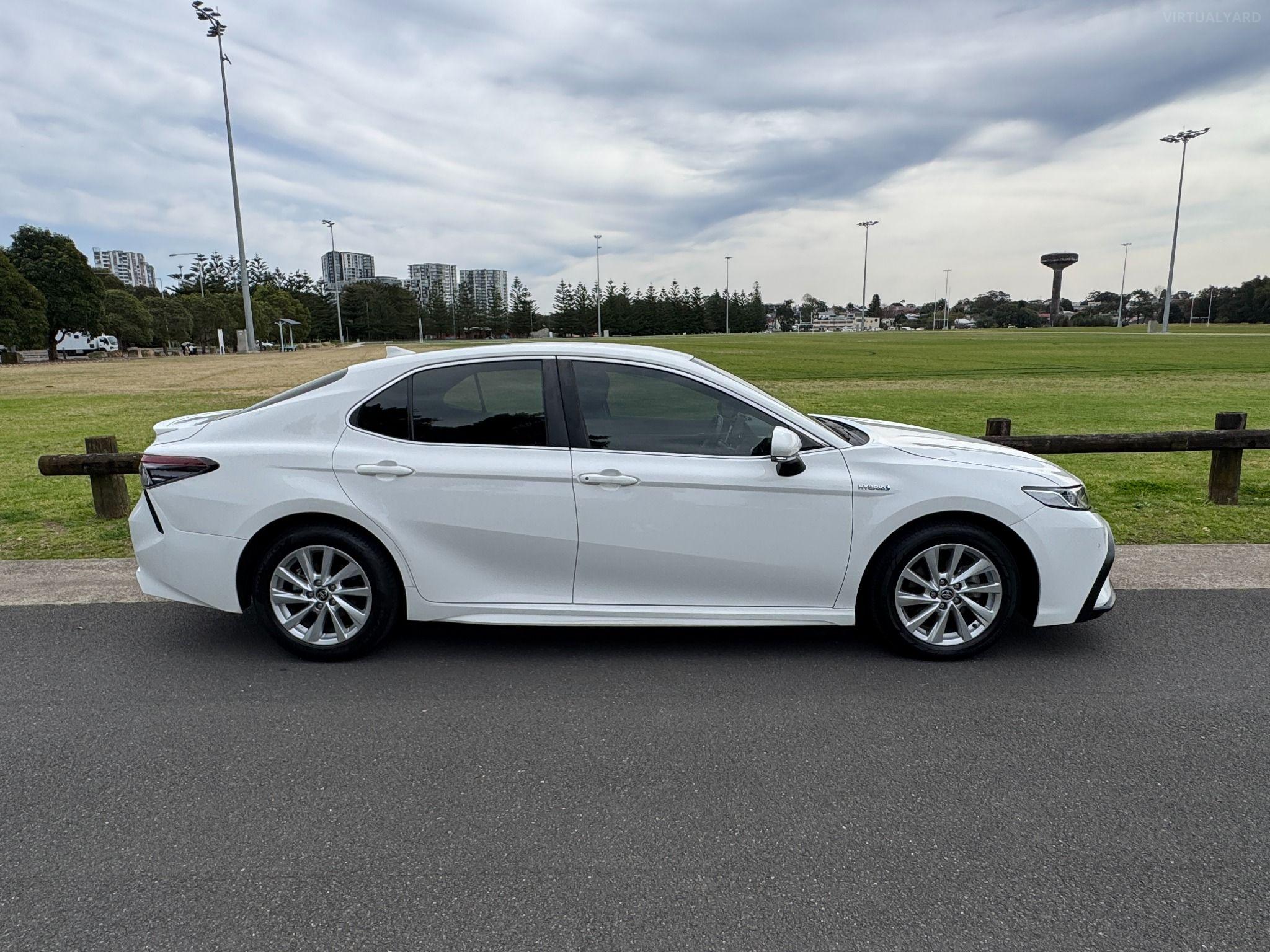 TOYOTA CAMRY