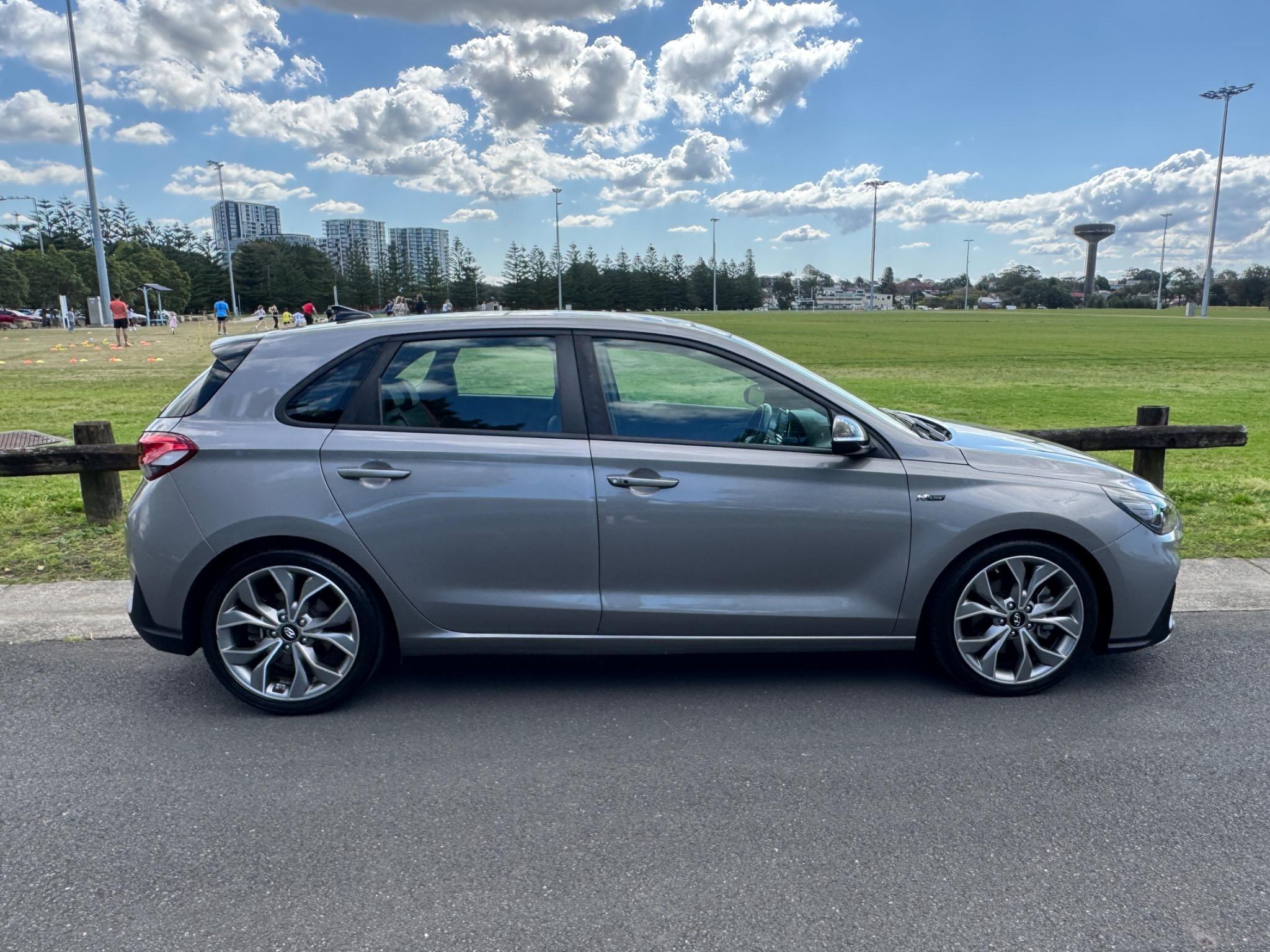 HYUNDAI i30