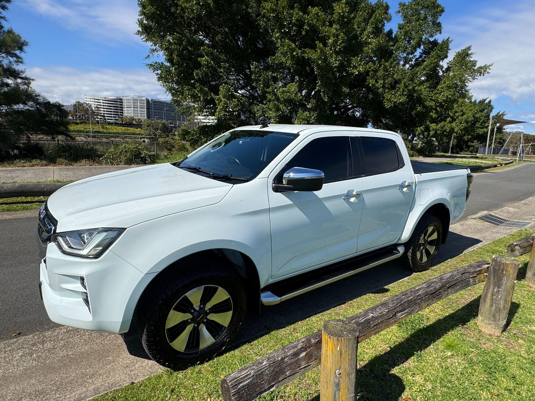 ISUZU D-MAX