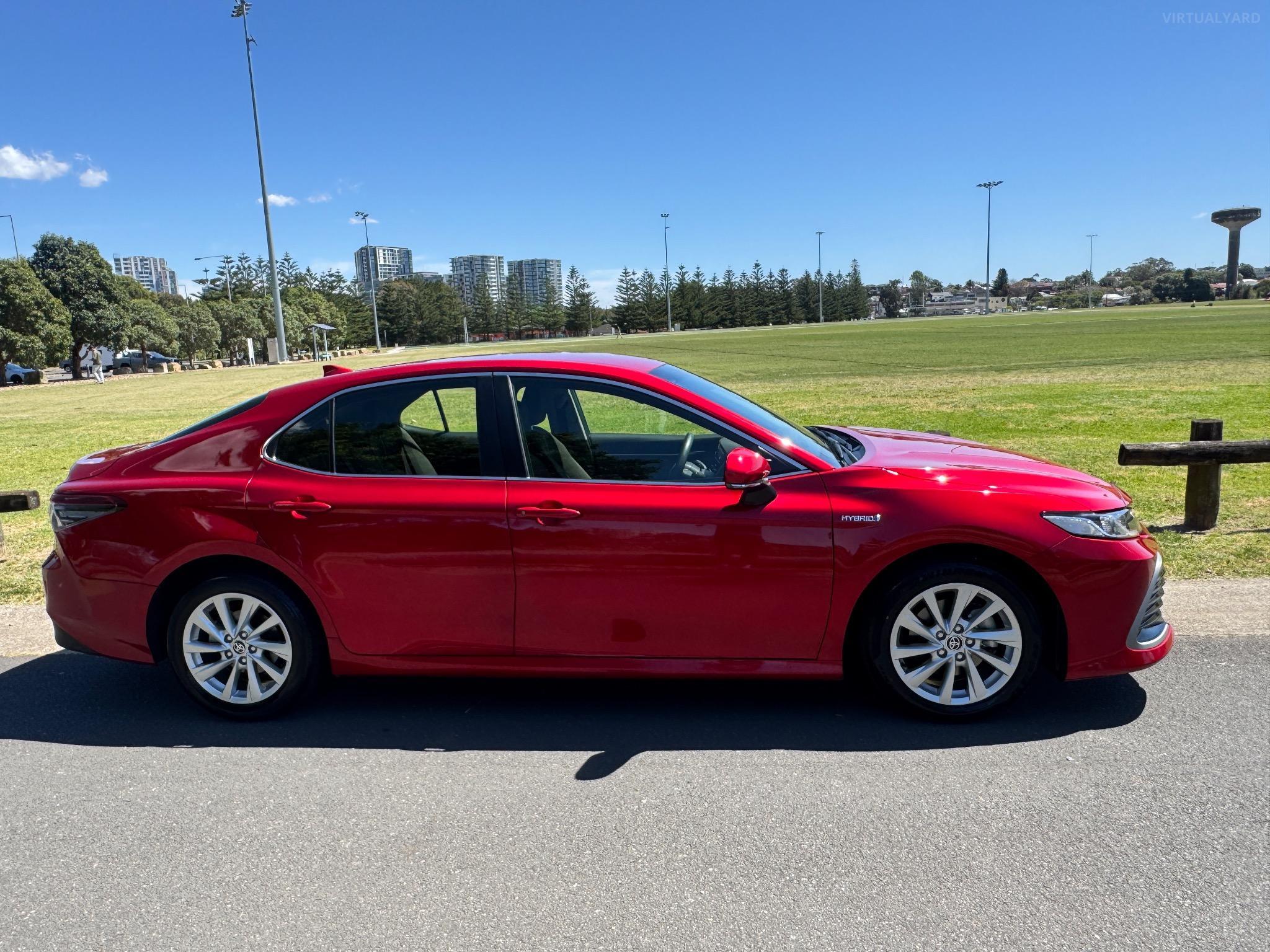 TOYOTA CAMRY