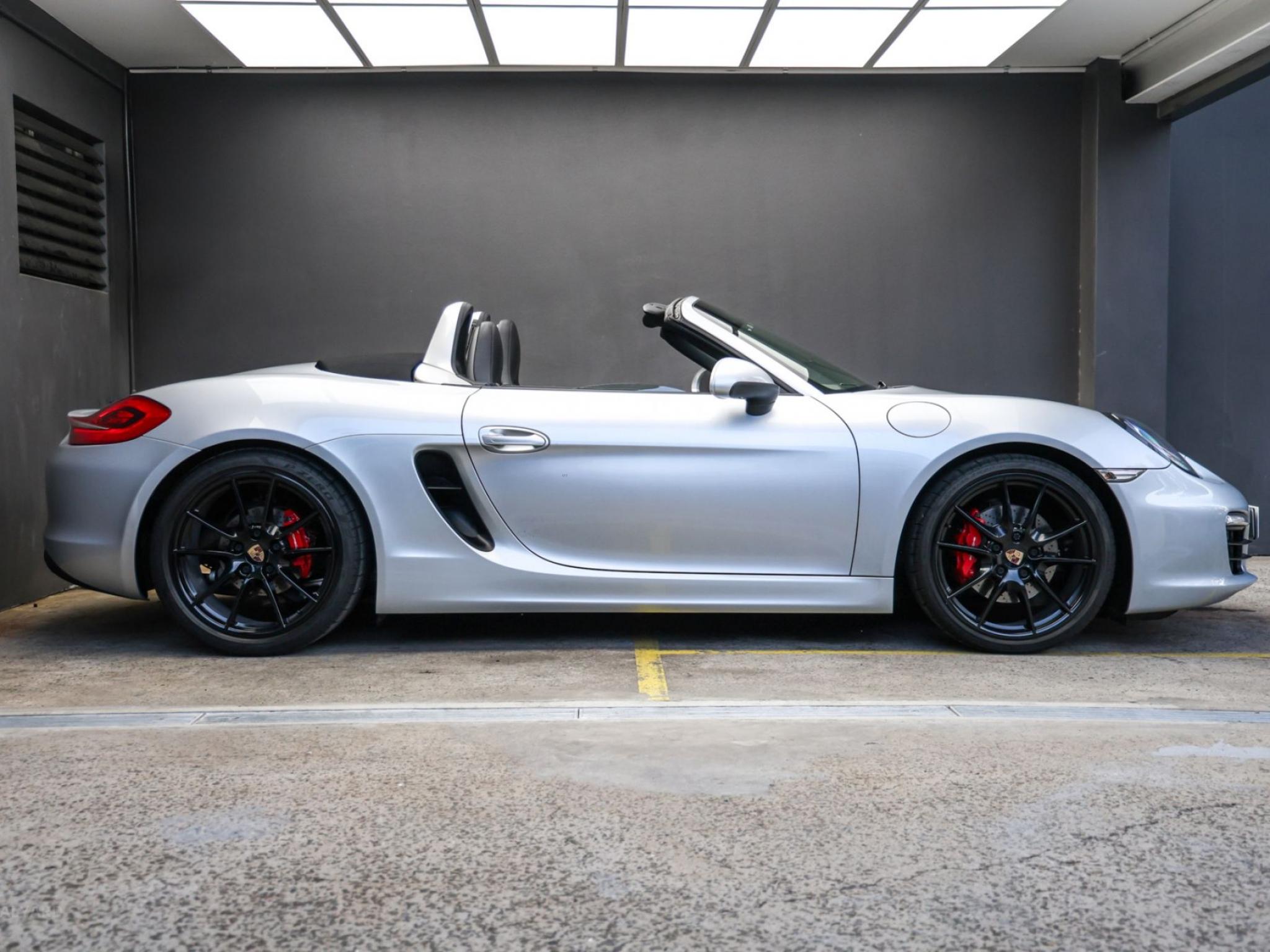 PORSCHE BOXSTER