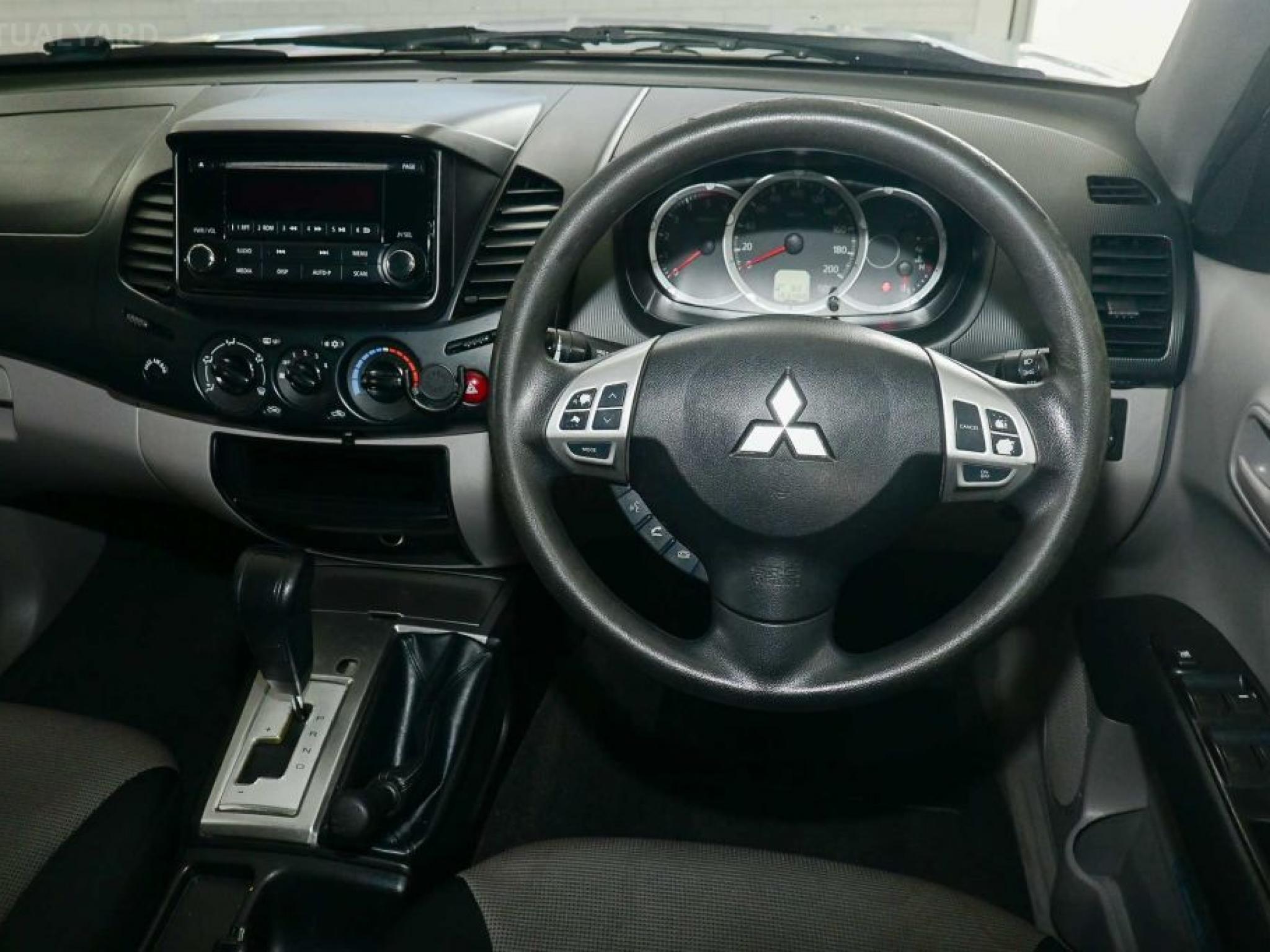 MITSUBISHI TRITON