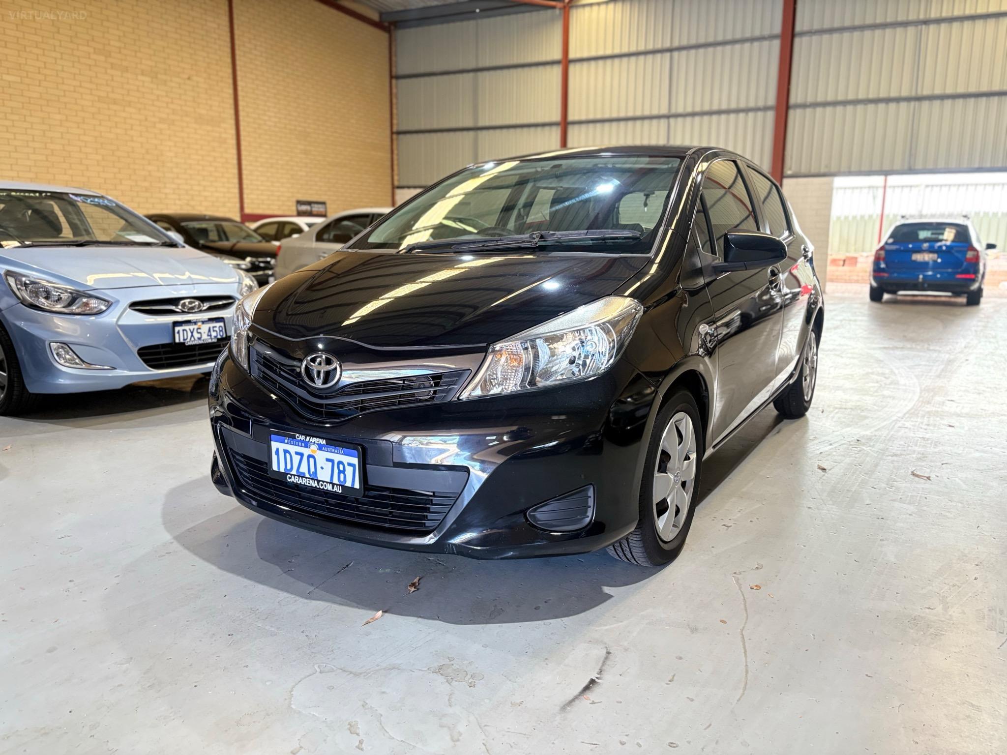 TOYOTA YARIS