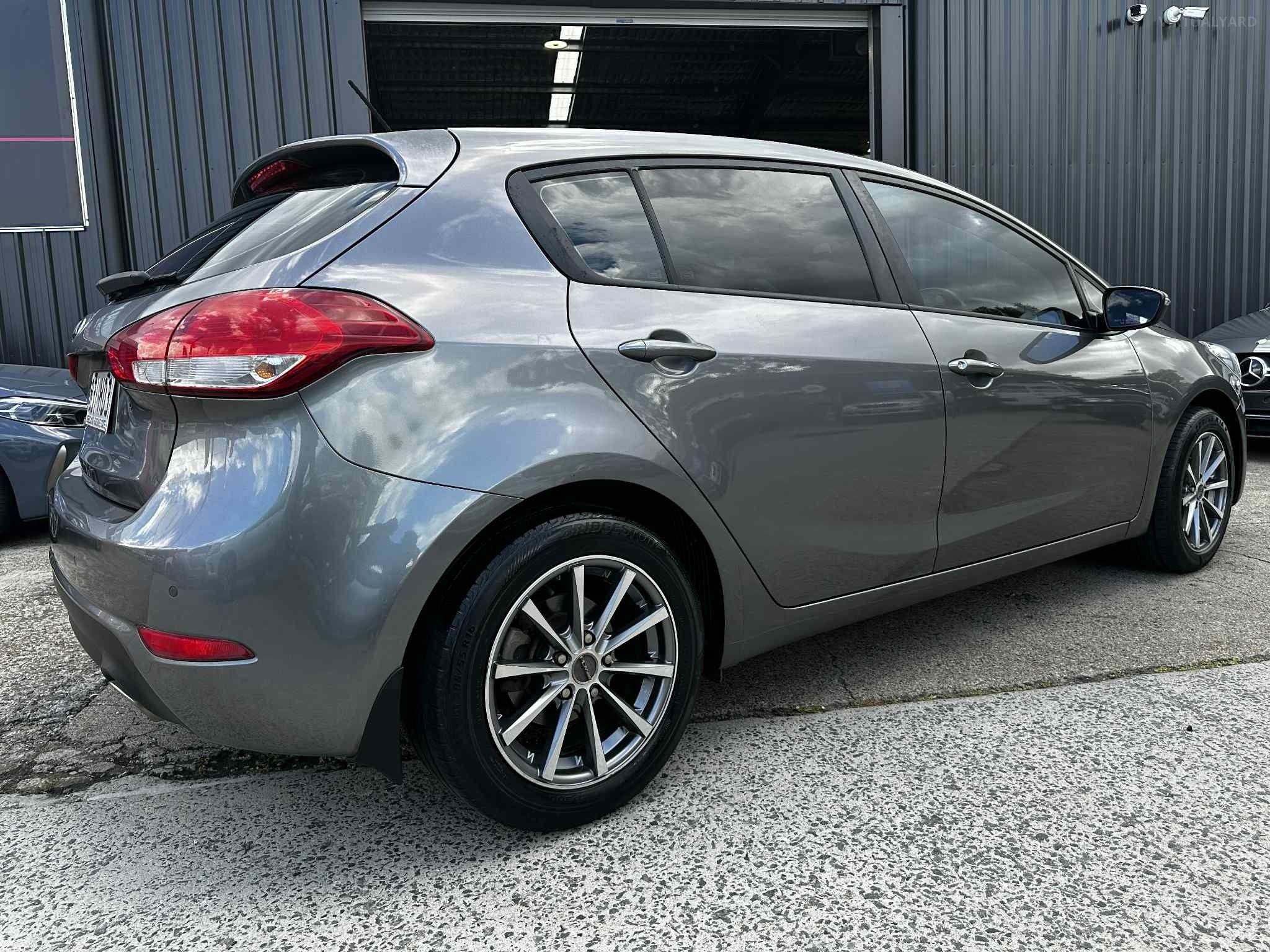 KIA CERATO