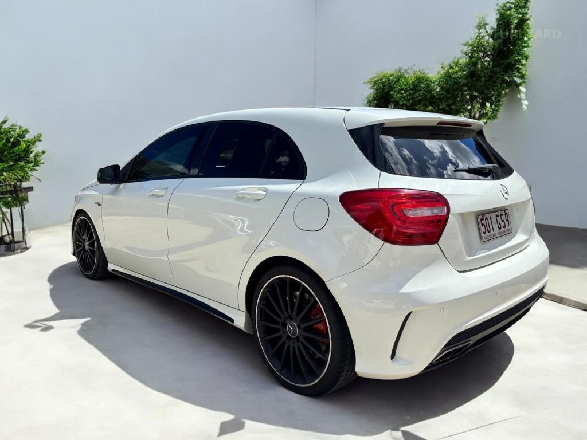 MERCEDES-BENZ A45