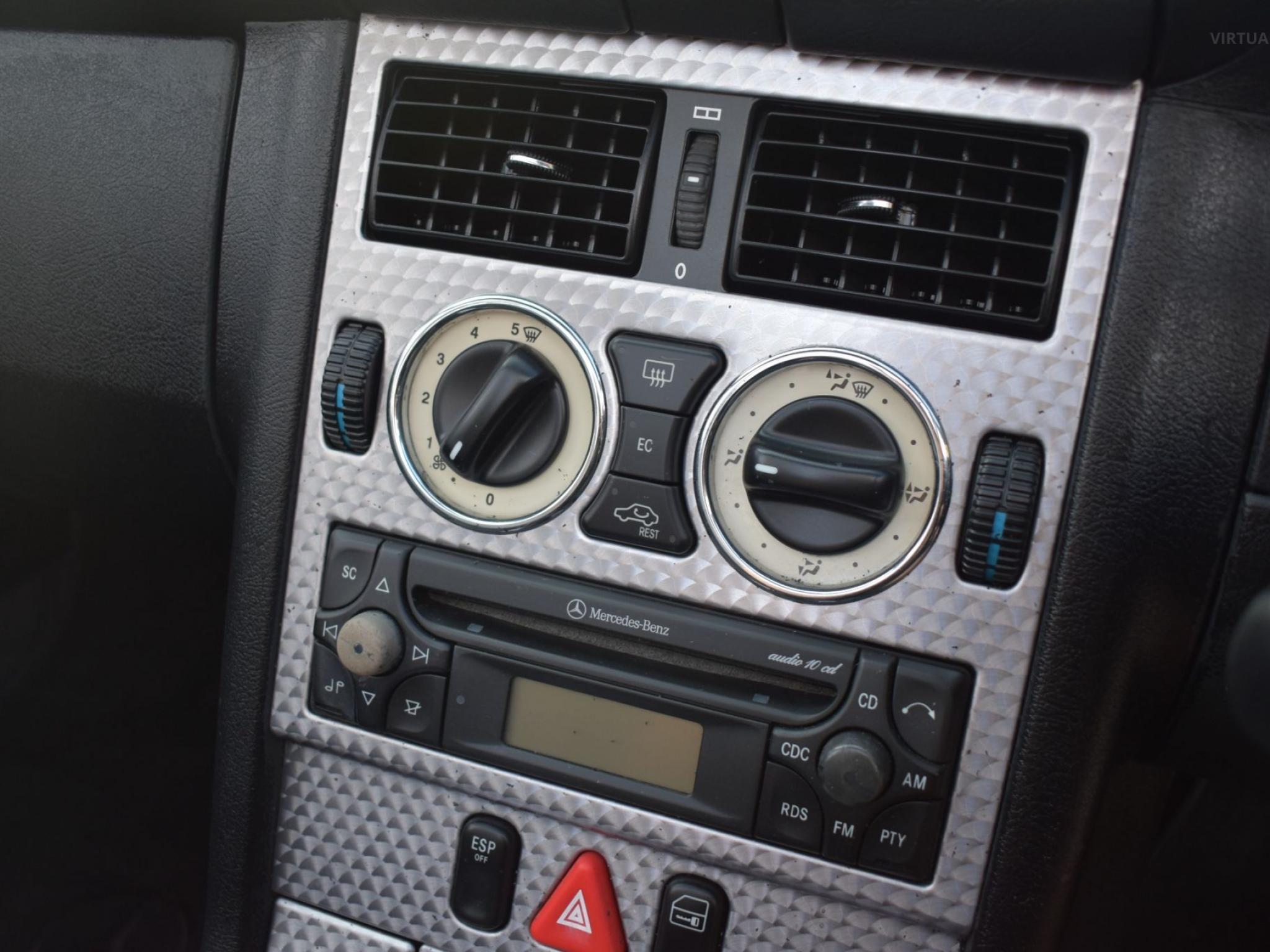 Mercedes-Benz SLK-Class