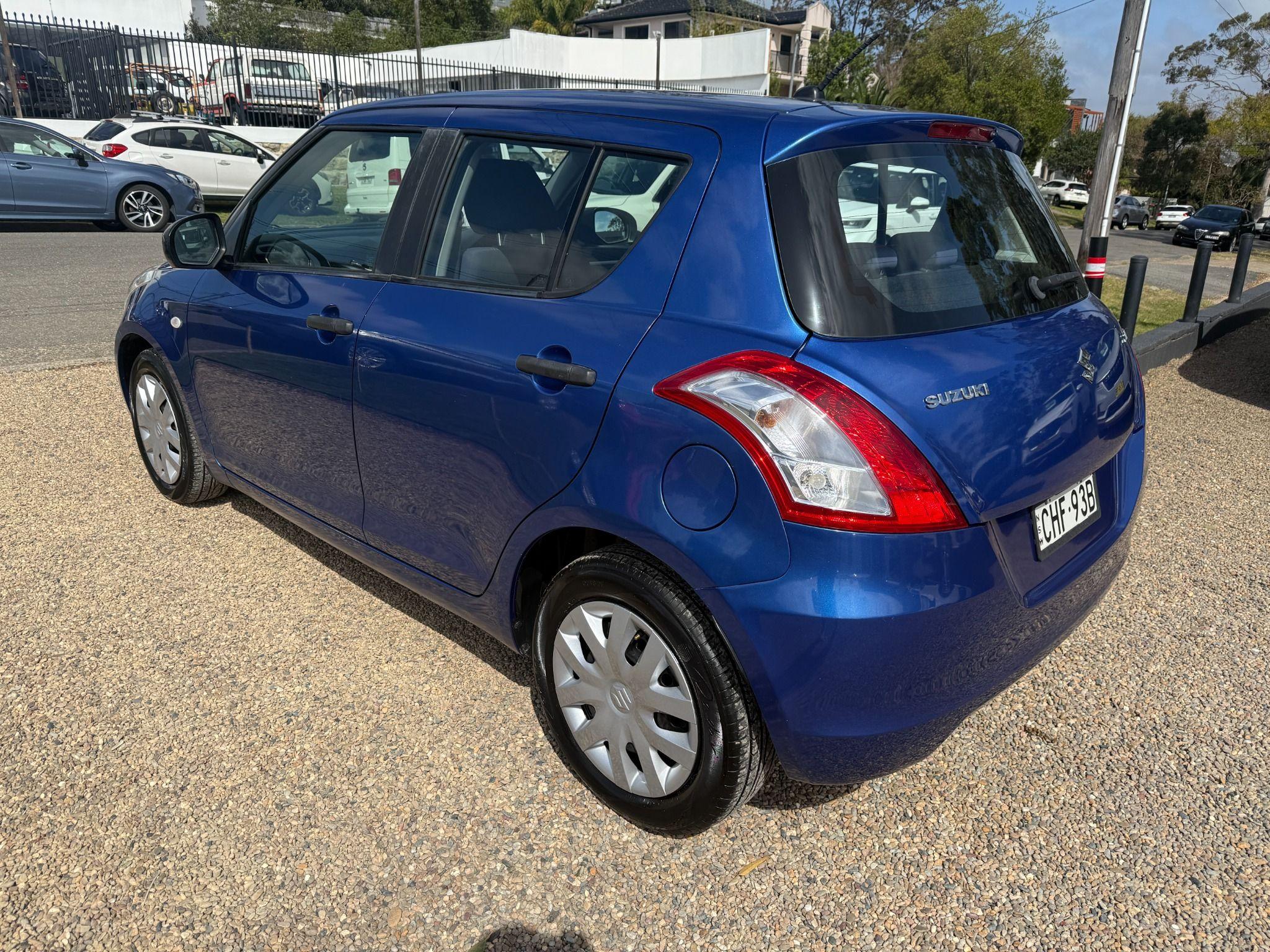SUZUKI SWIFT