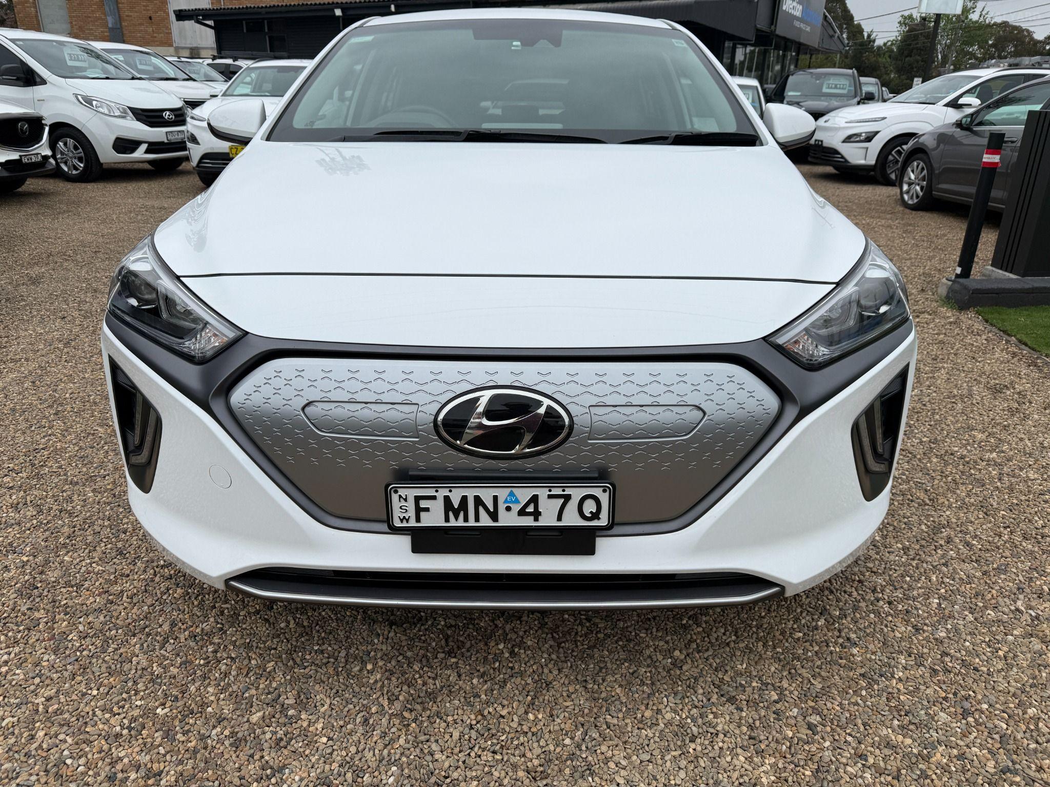 HYUNDAI IONIQ