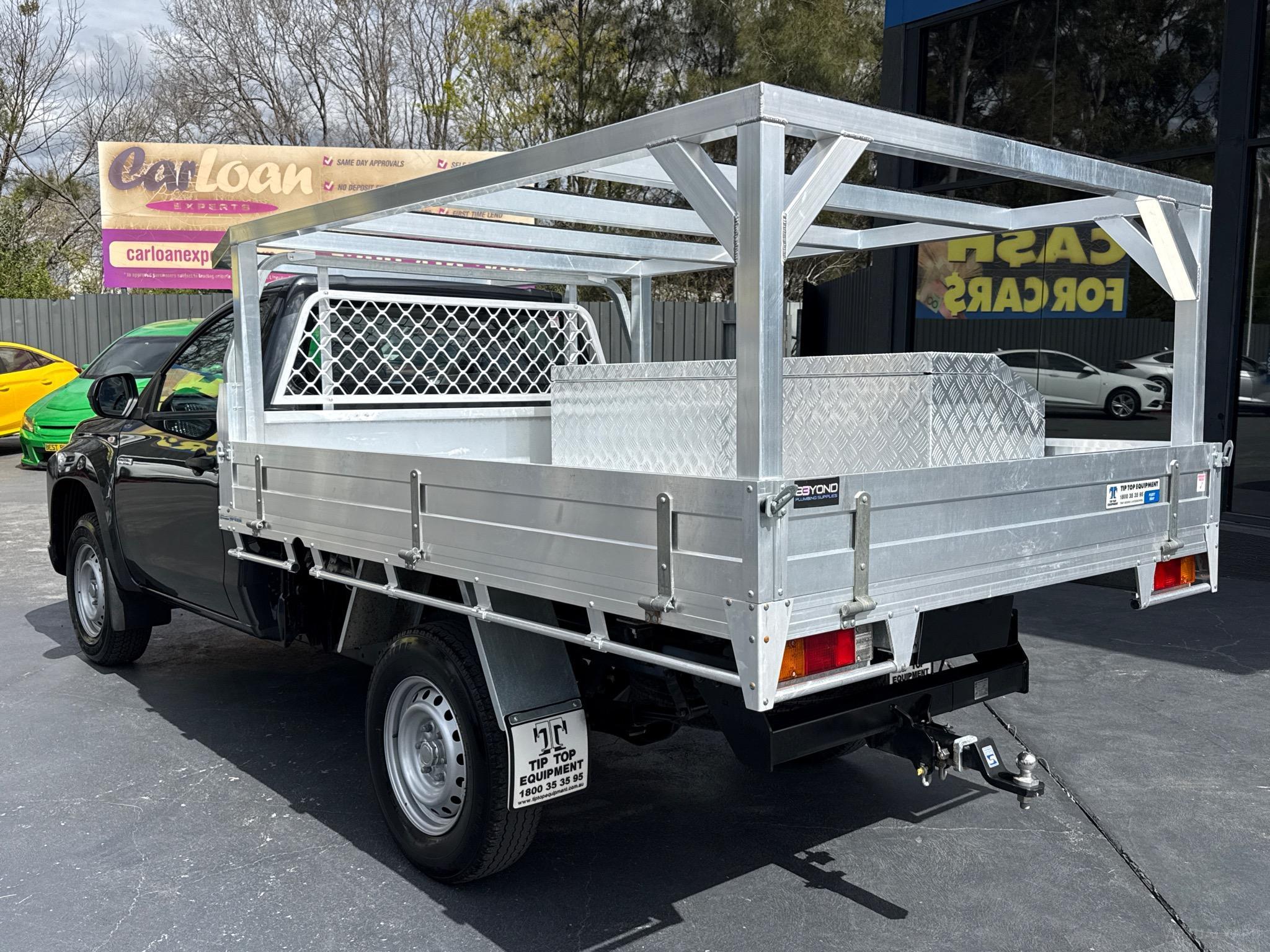 Mitsubishi Triton