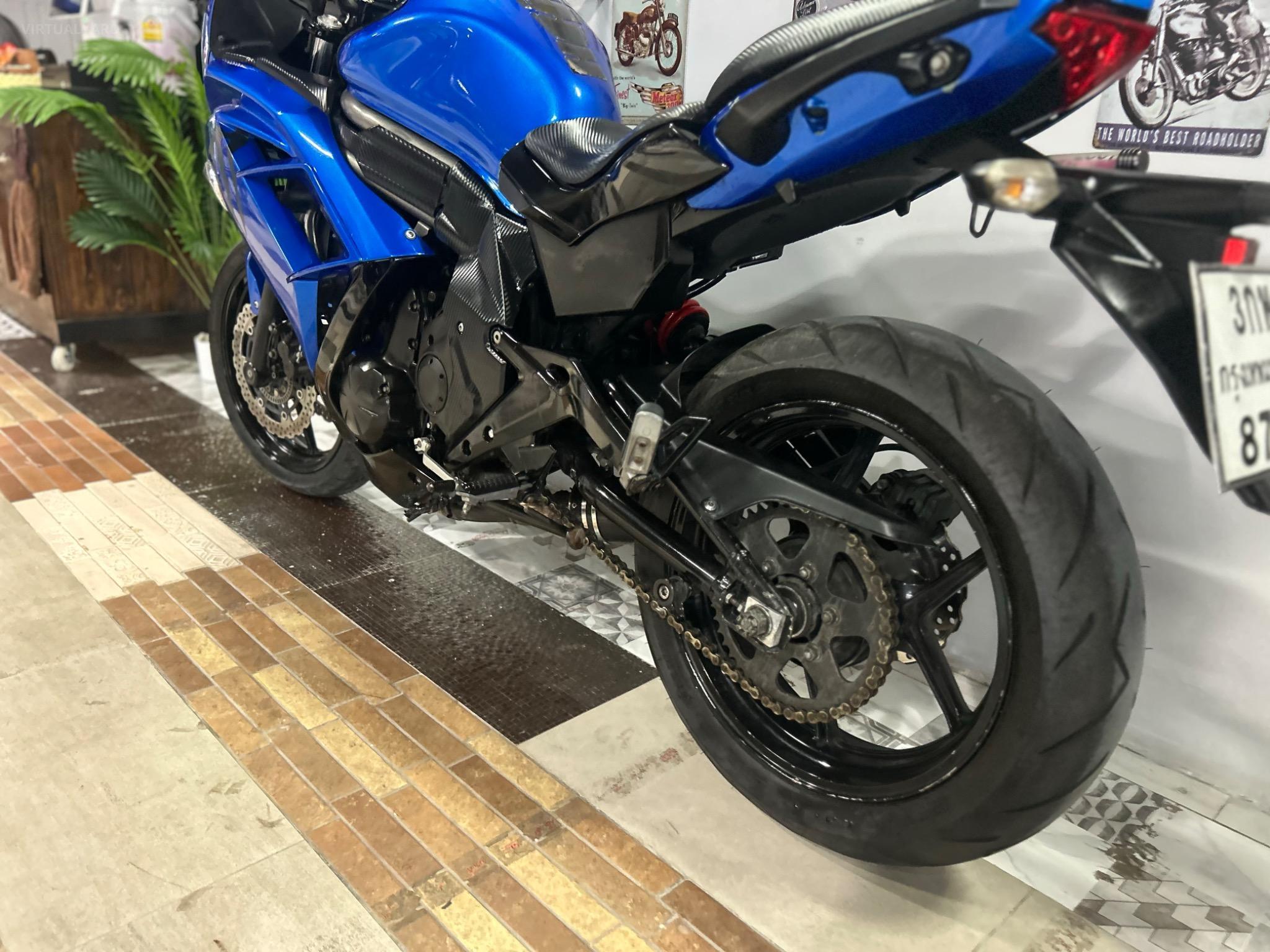KAWASAKI NINJA 650
