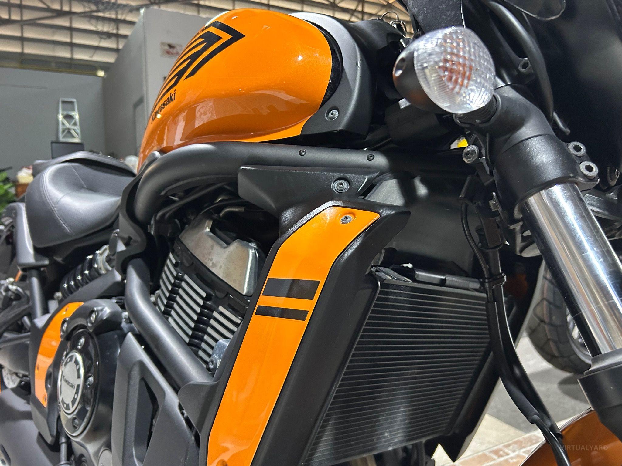 KAWASAKI VULCAN CAFE 650 ABS