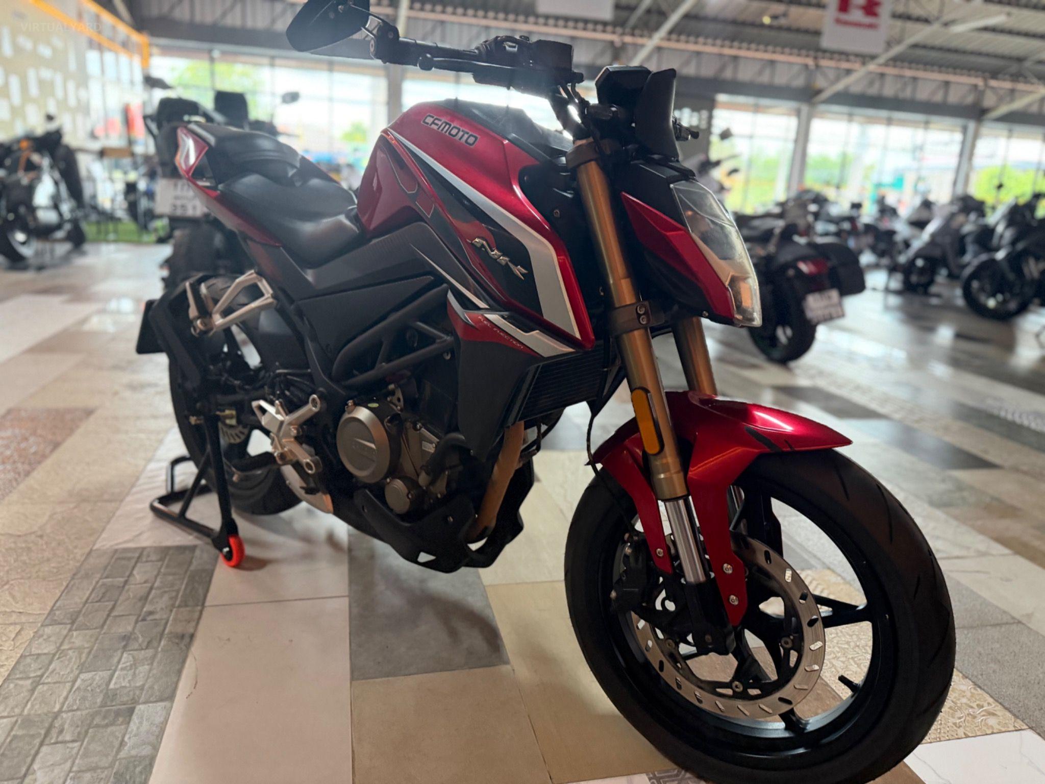 CFMOTO 250NK