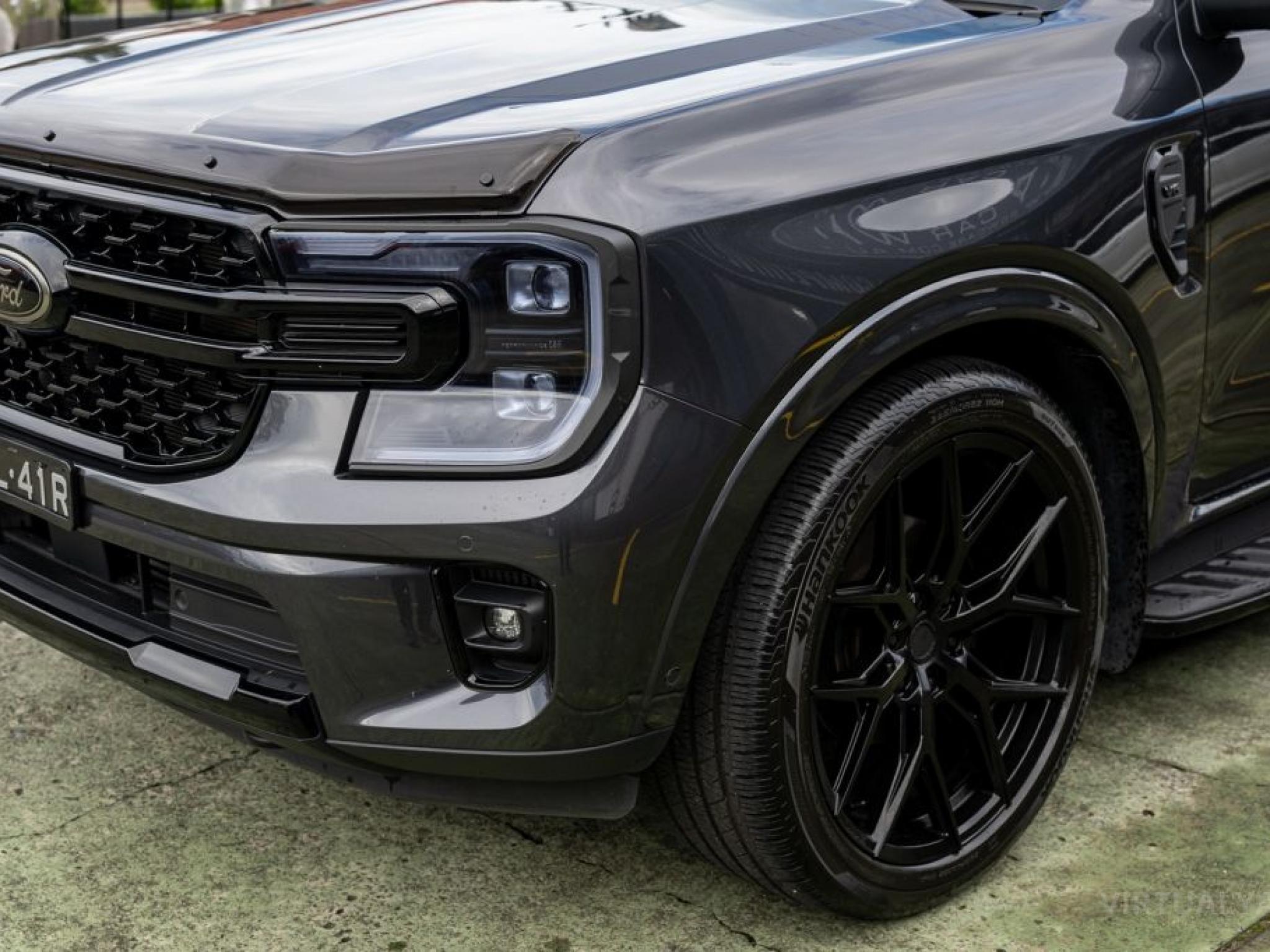 FORD EVEREST
