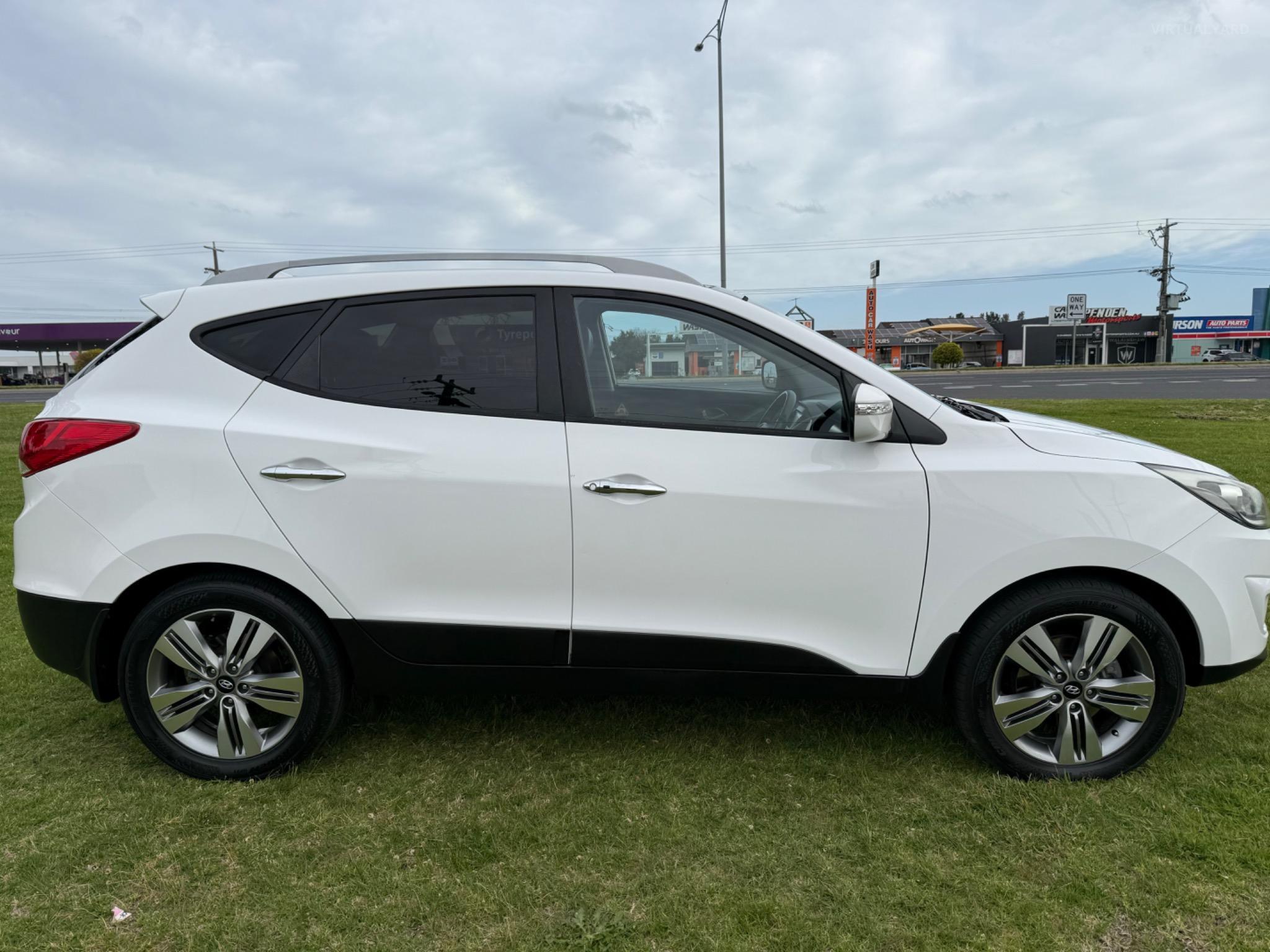 HYUNDAI iX35