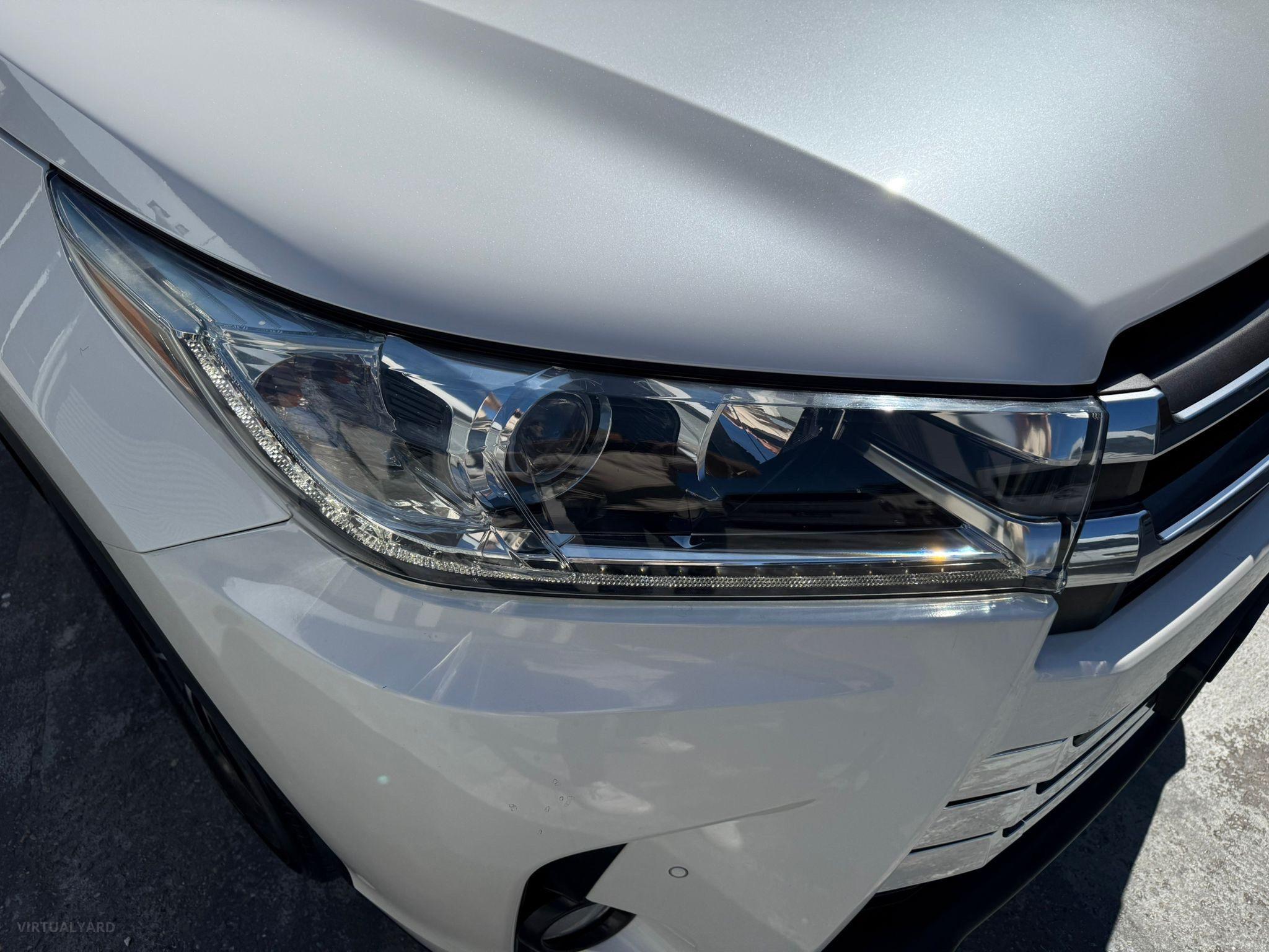 TOYOTA KLUGER