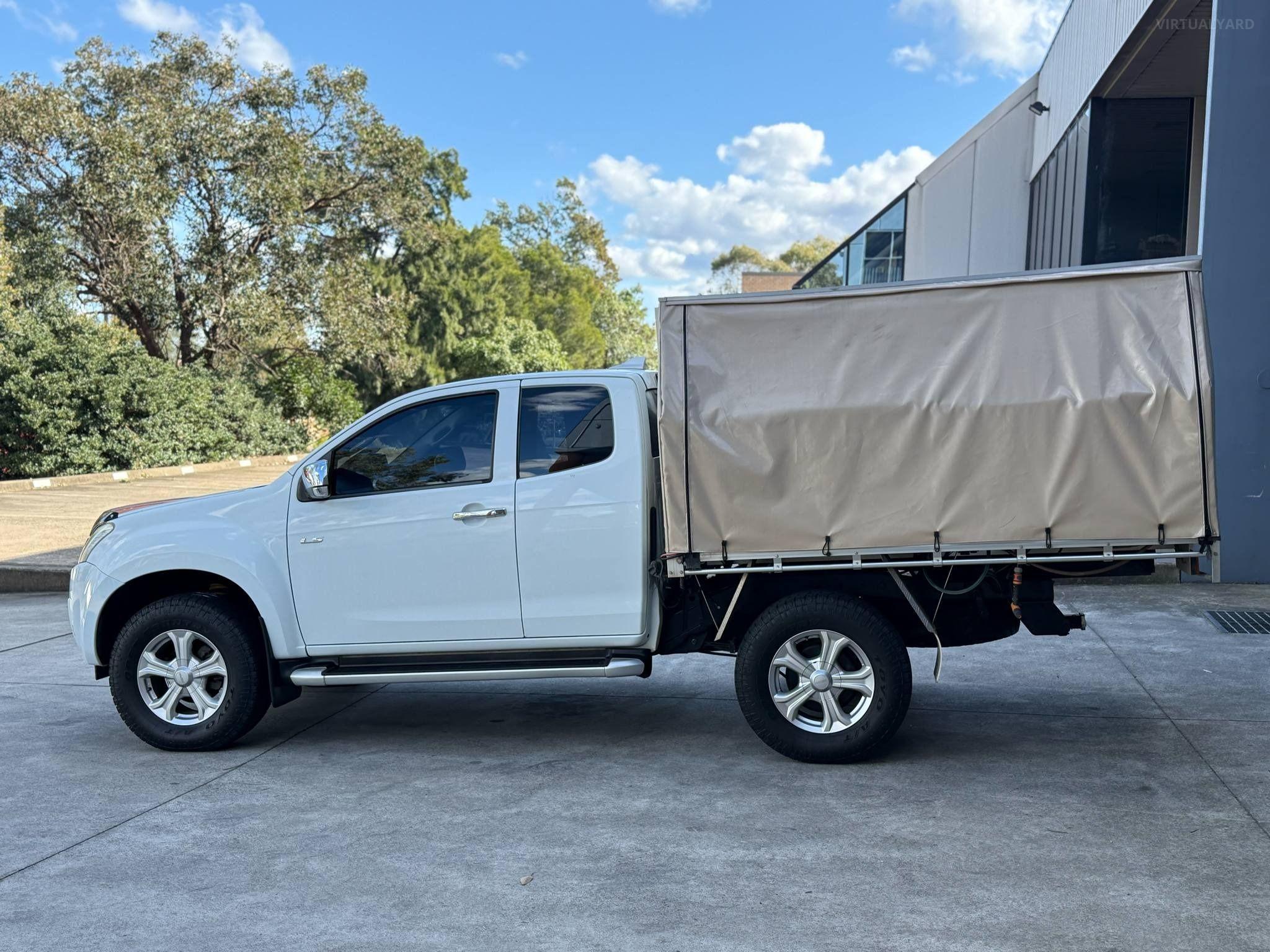 ISUZU D-MAX