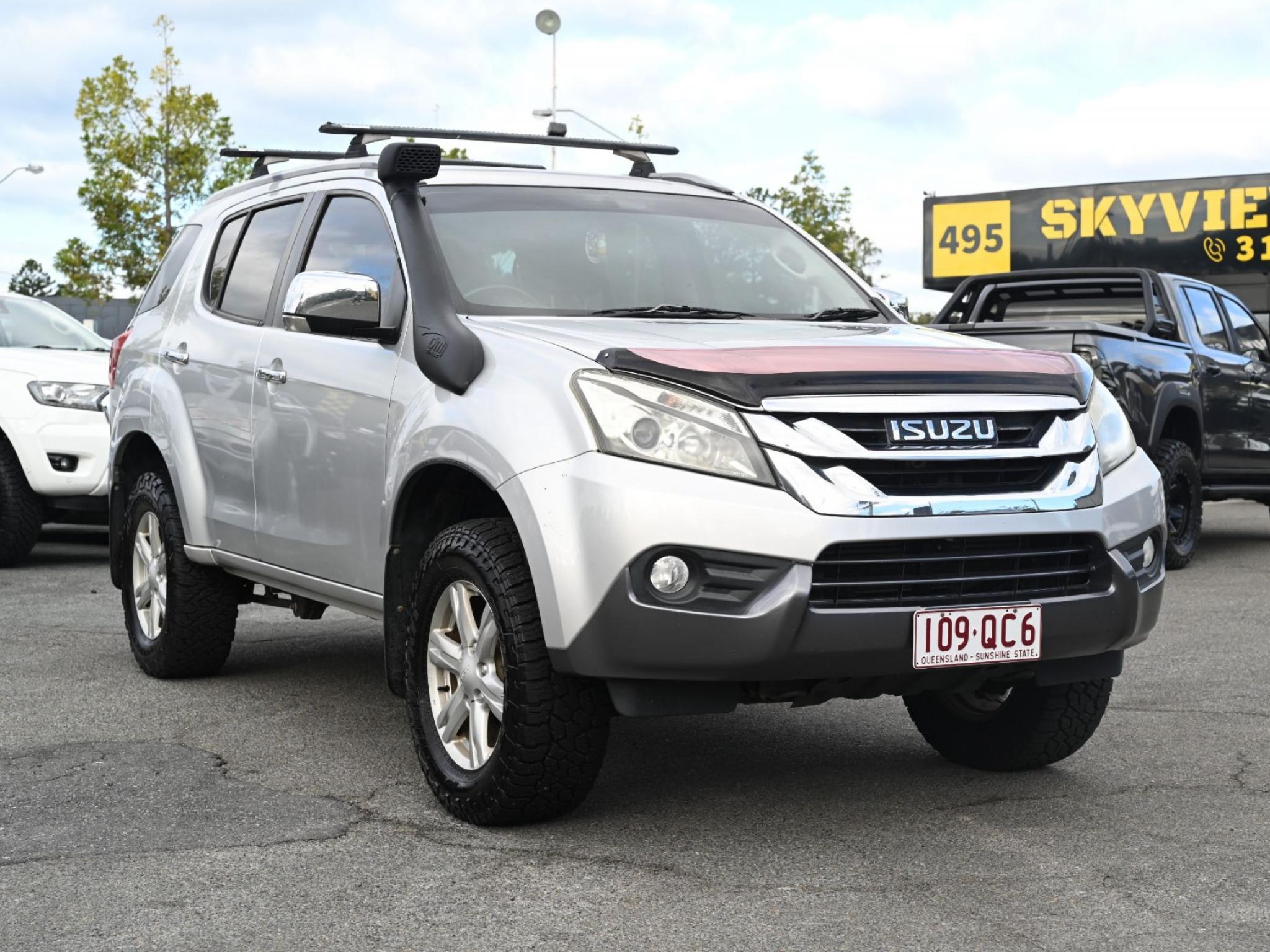Isuzu MU-X