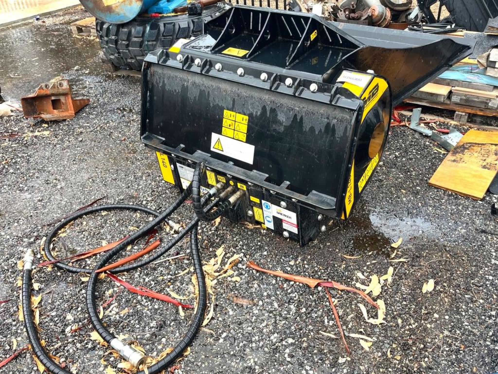 BENNA FRANTOIO MB-L140 S2