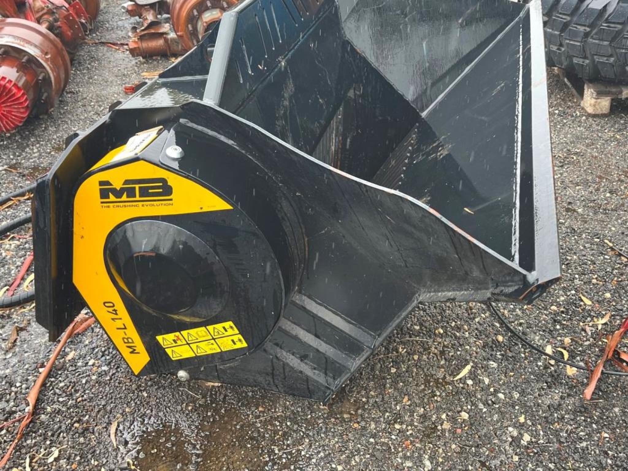 BENNA FRANTOIO MB-L140 S2