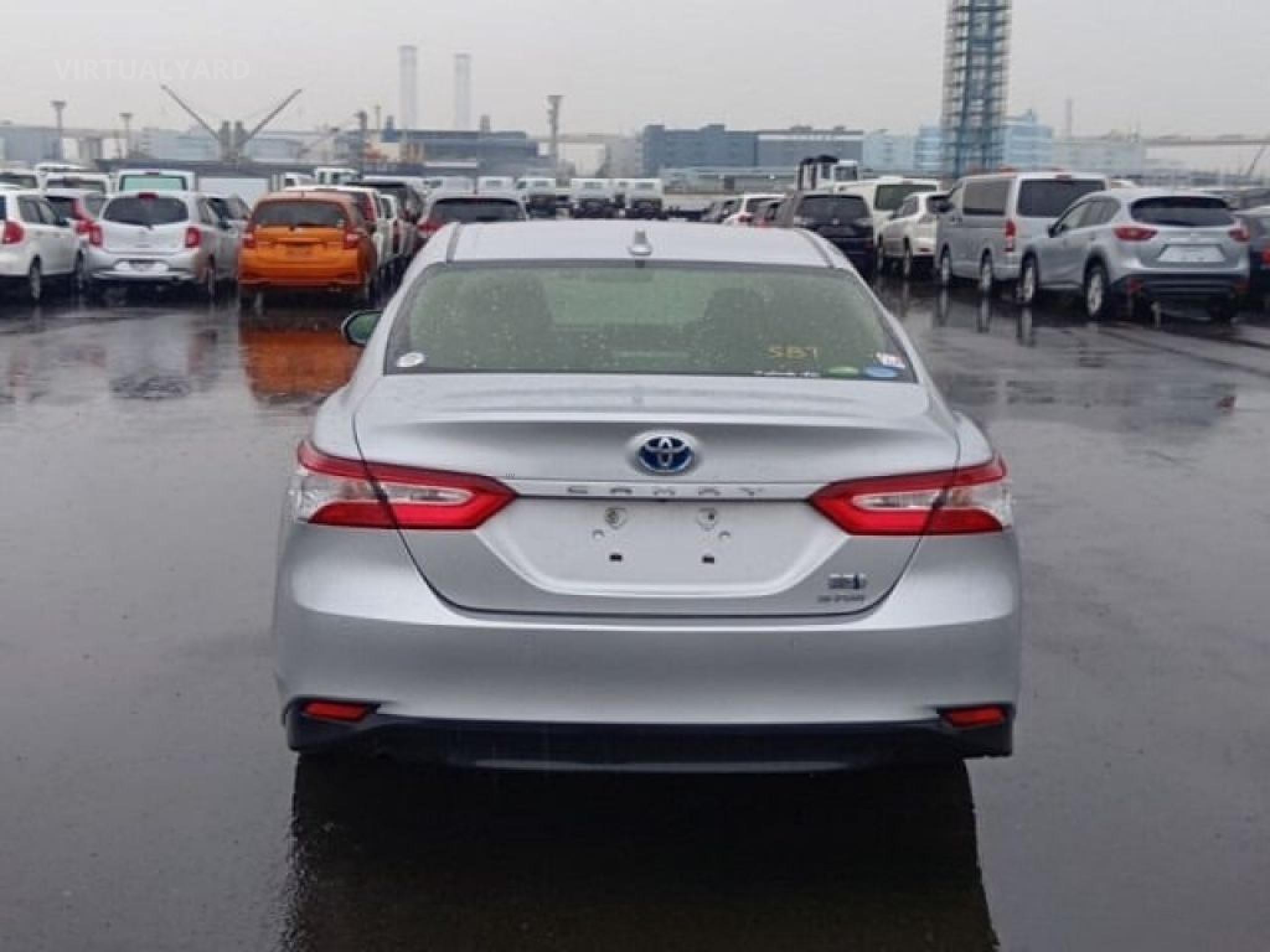 TOYOTA CAMRY