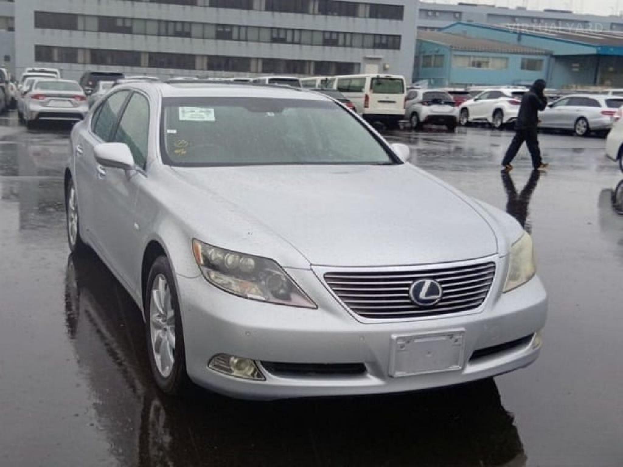LEXUS LS600H