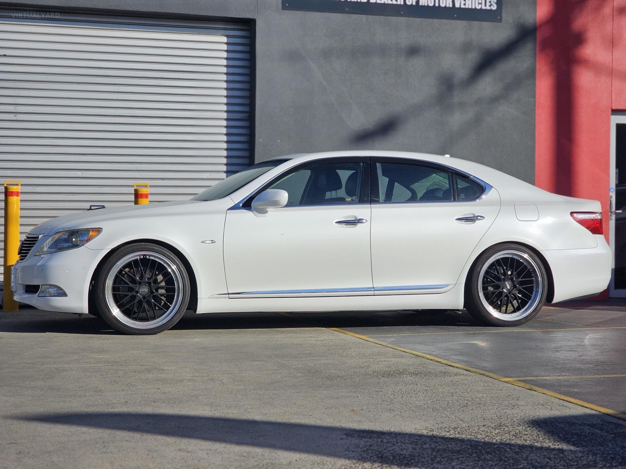 LEXUS LS460