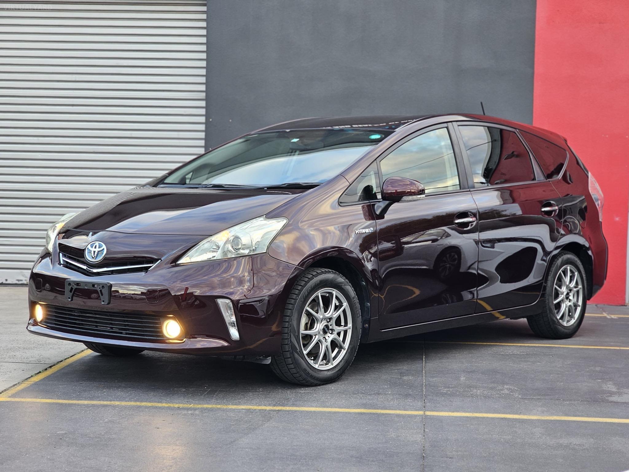 TOYOTA PRIUS ALPHA
