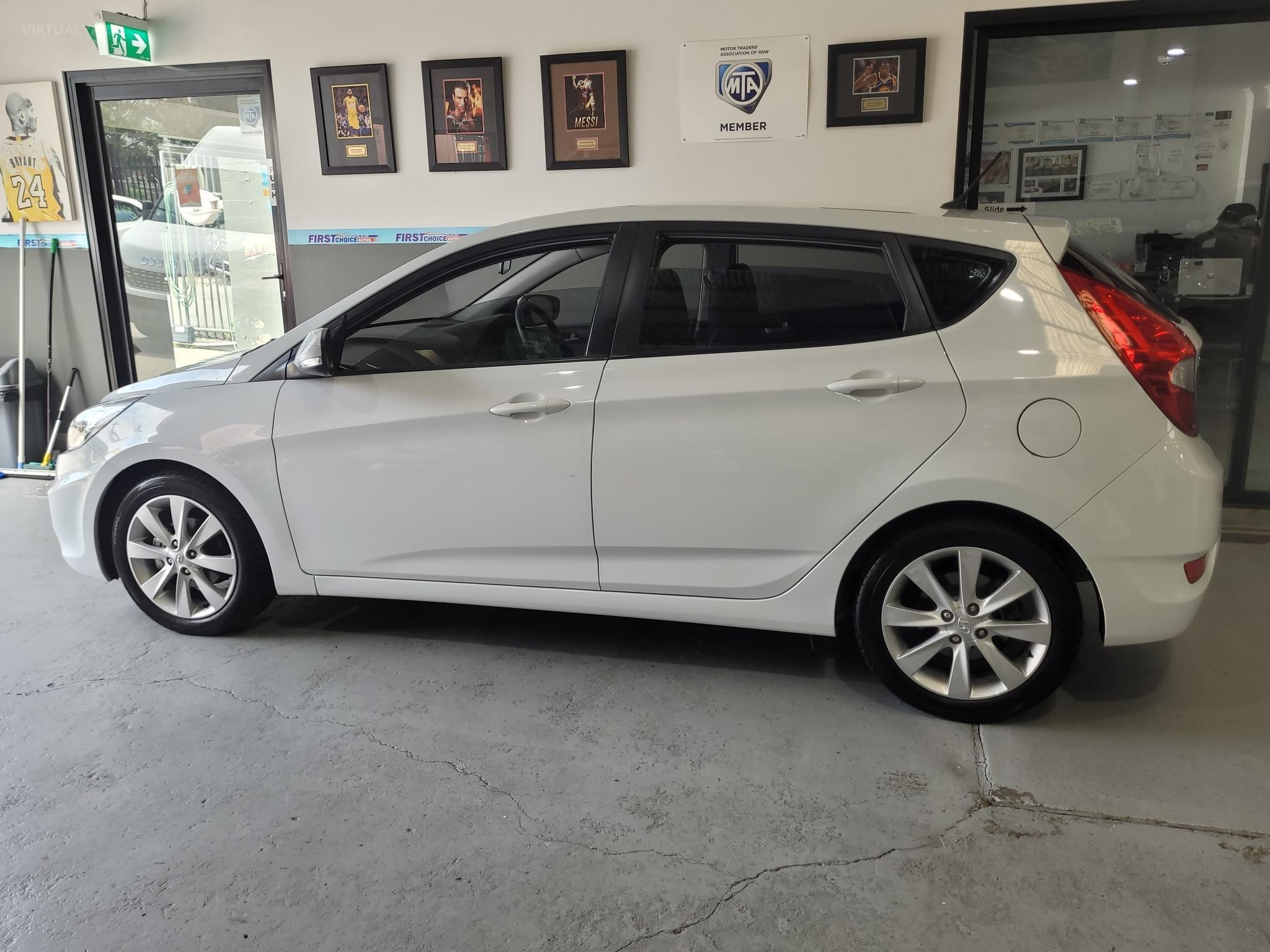 HYUNDAI ACCENT
