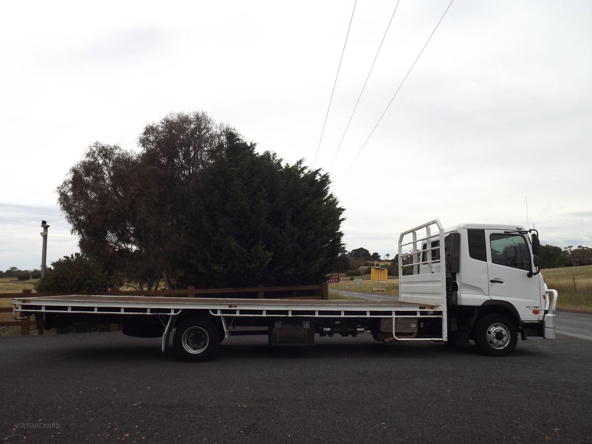 NISSAN UD CONDOR MK 11 250