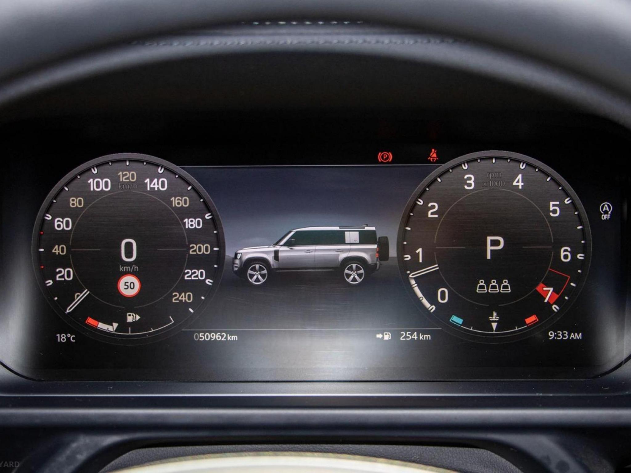 LAND ROVER DEFENDER