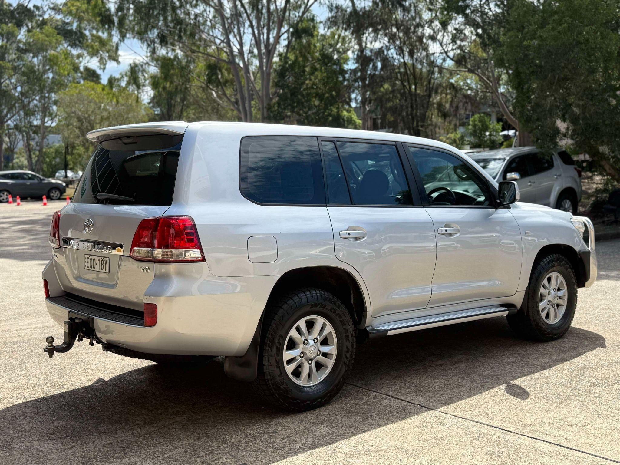 TOYOTA LANDCRUISER