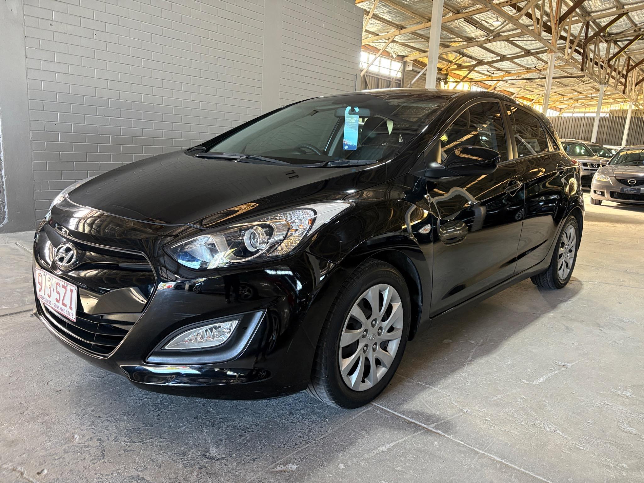HYUNDAI i30