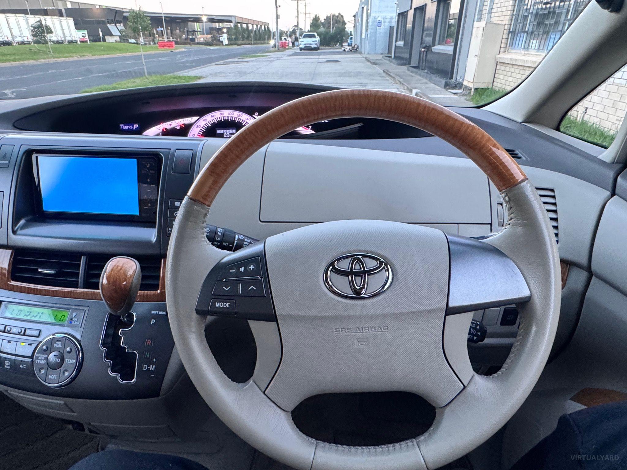 TOYOTA ESTIMA