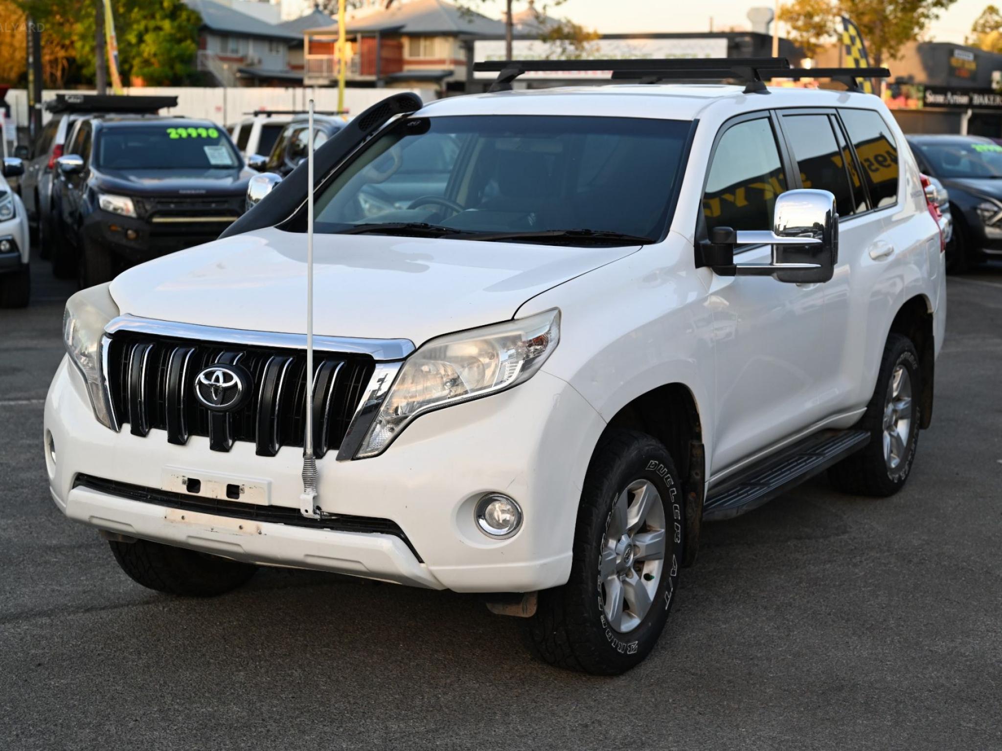 TOYOTA LANDCRUISER PRADO