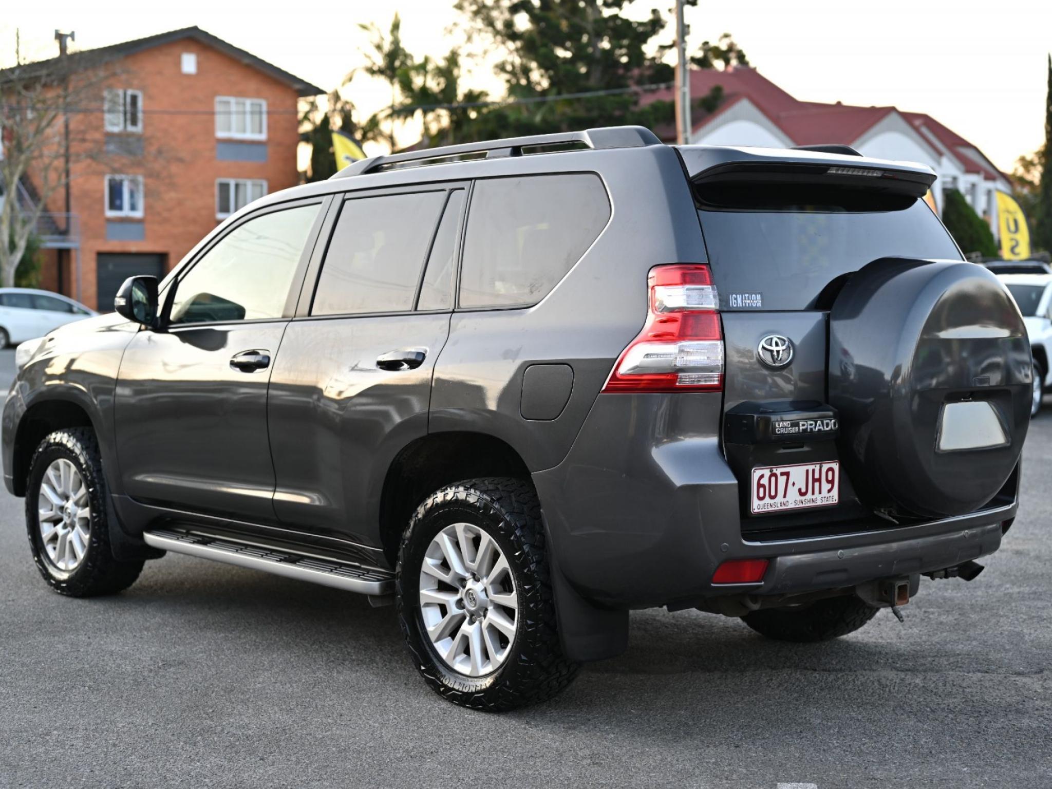 Toyota Landcruiser Prado