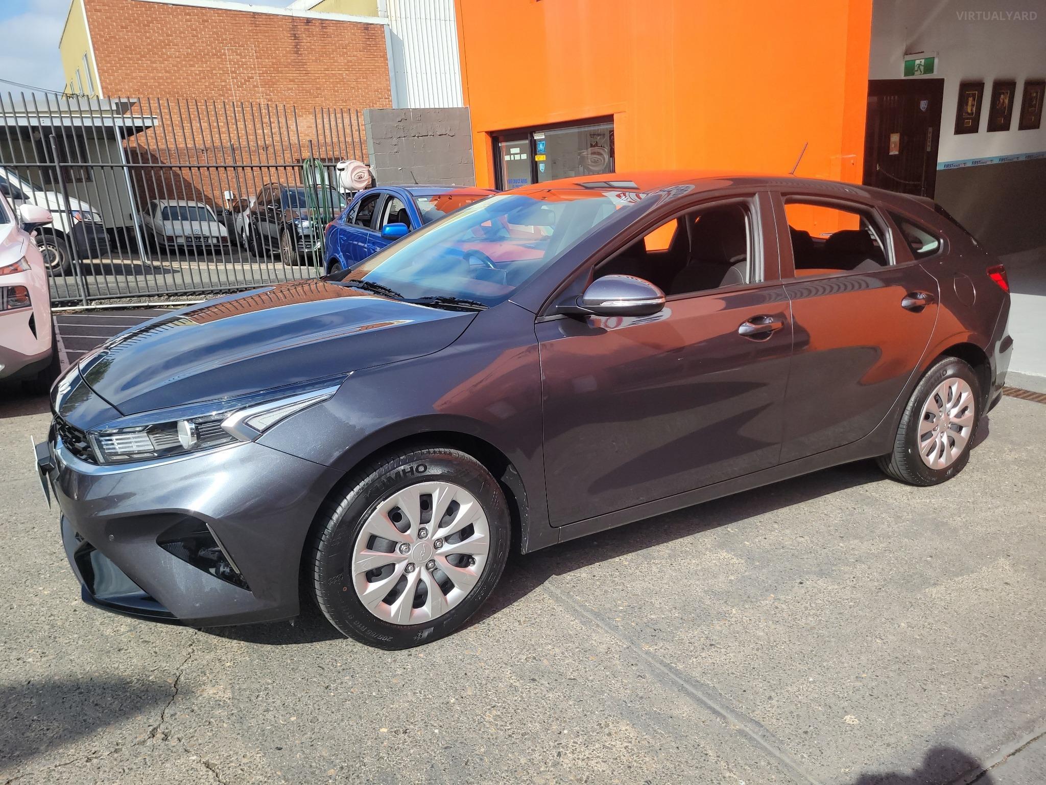 KIA CERATO