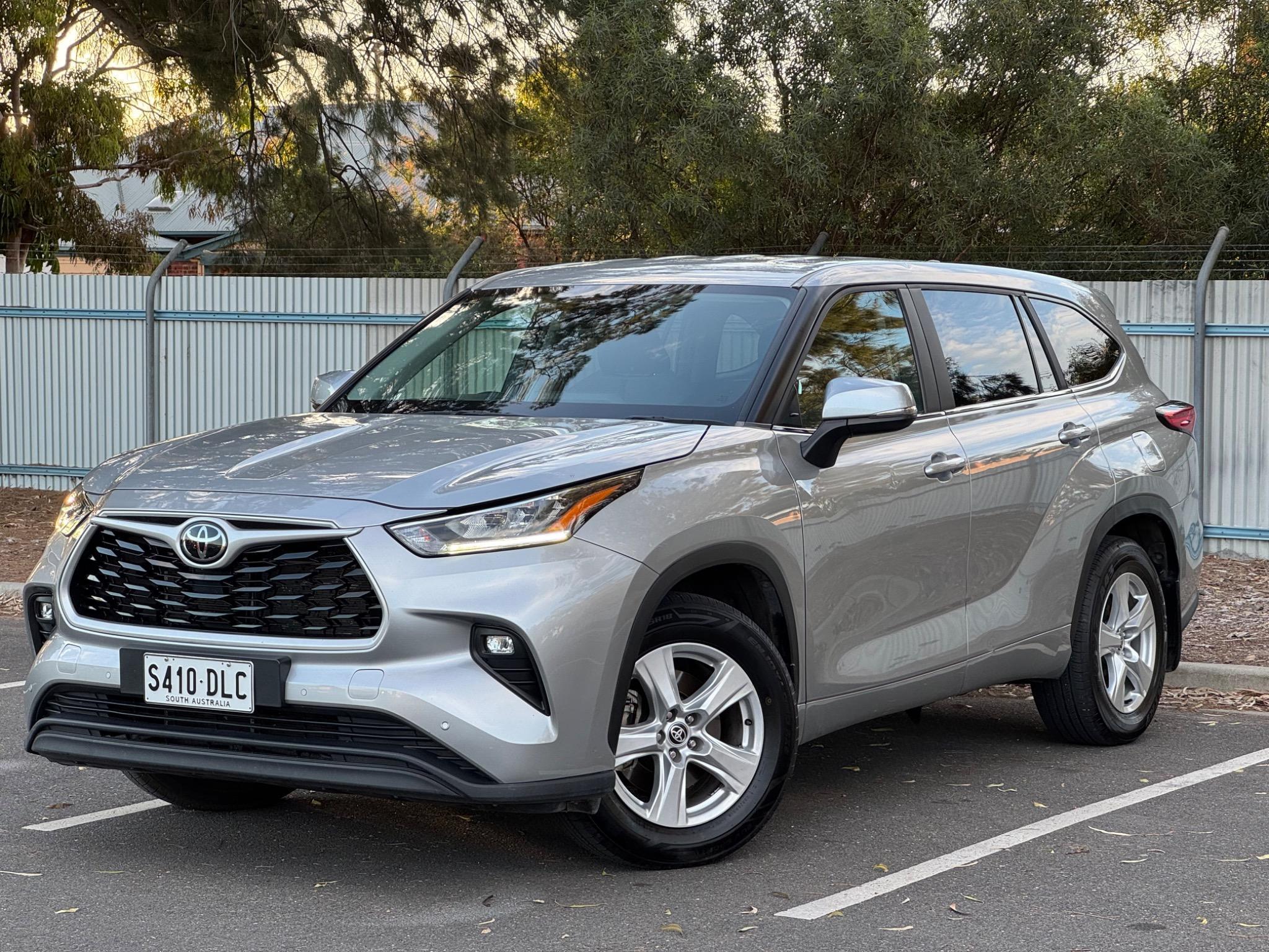 TOYOTA KLUGER