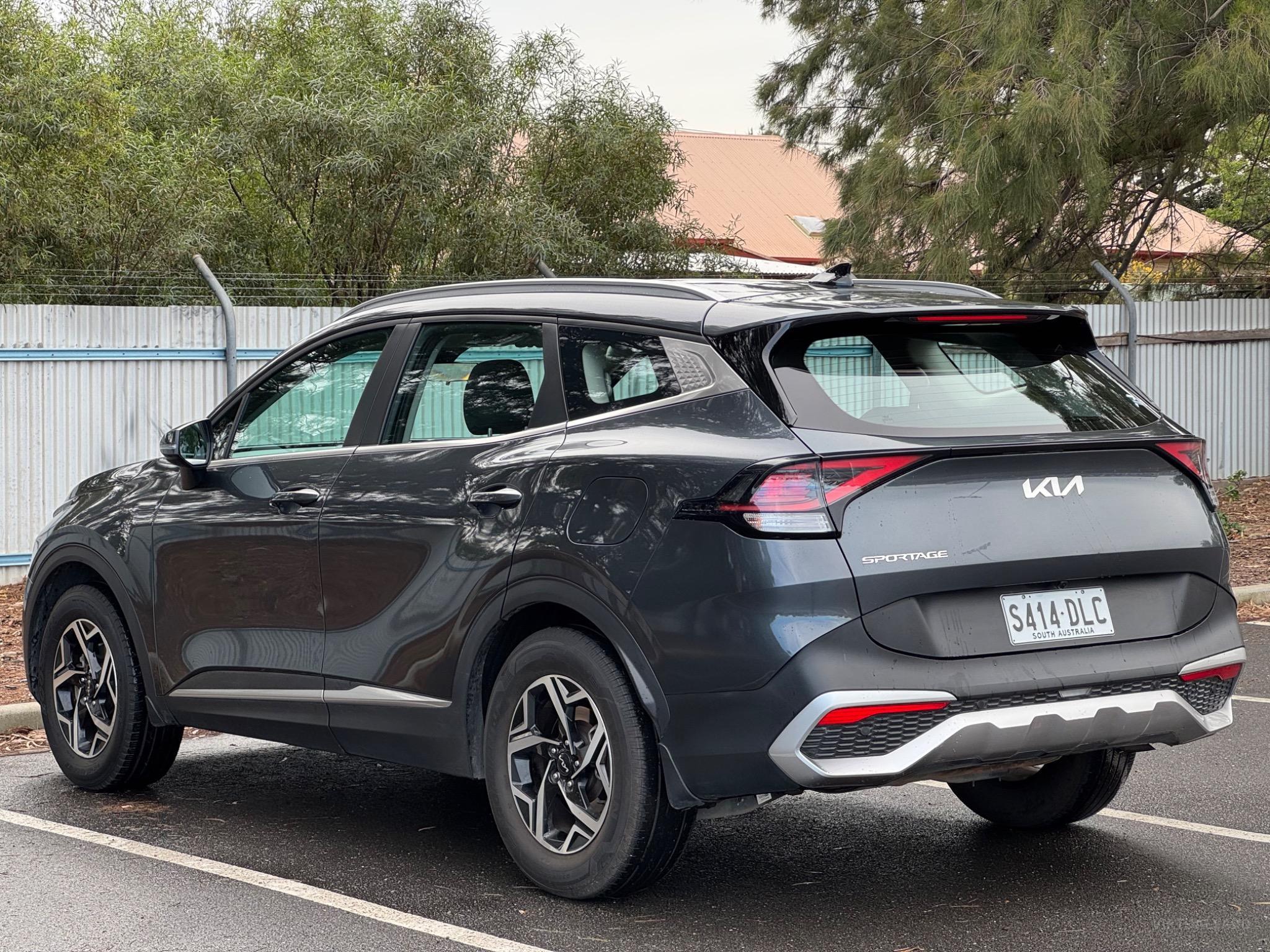 KIA SPORTAGE