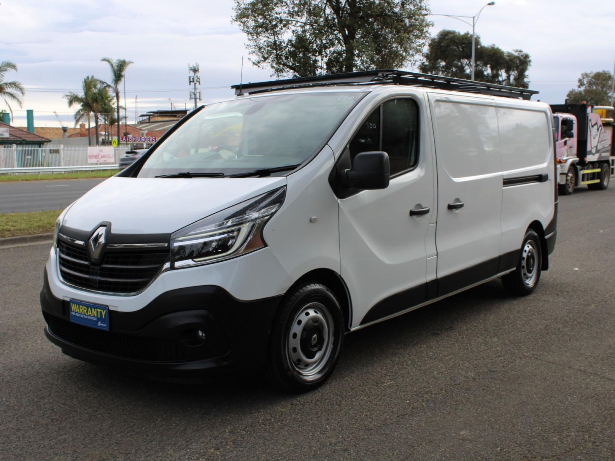 RENAULT TRAFIC