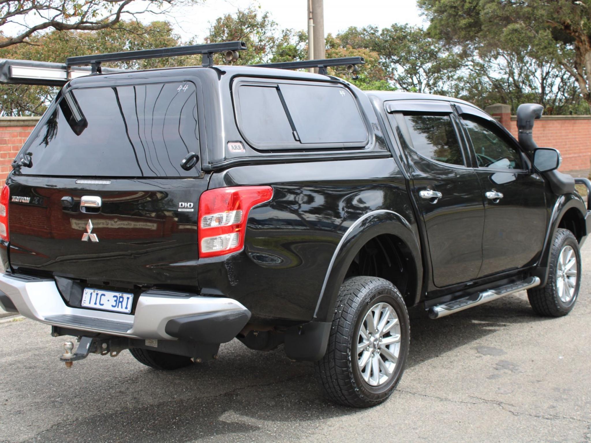 MITSUBISHI TRITON