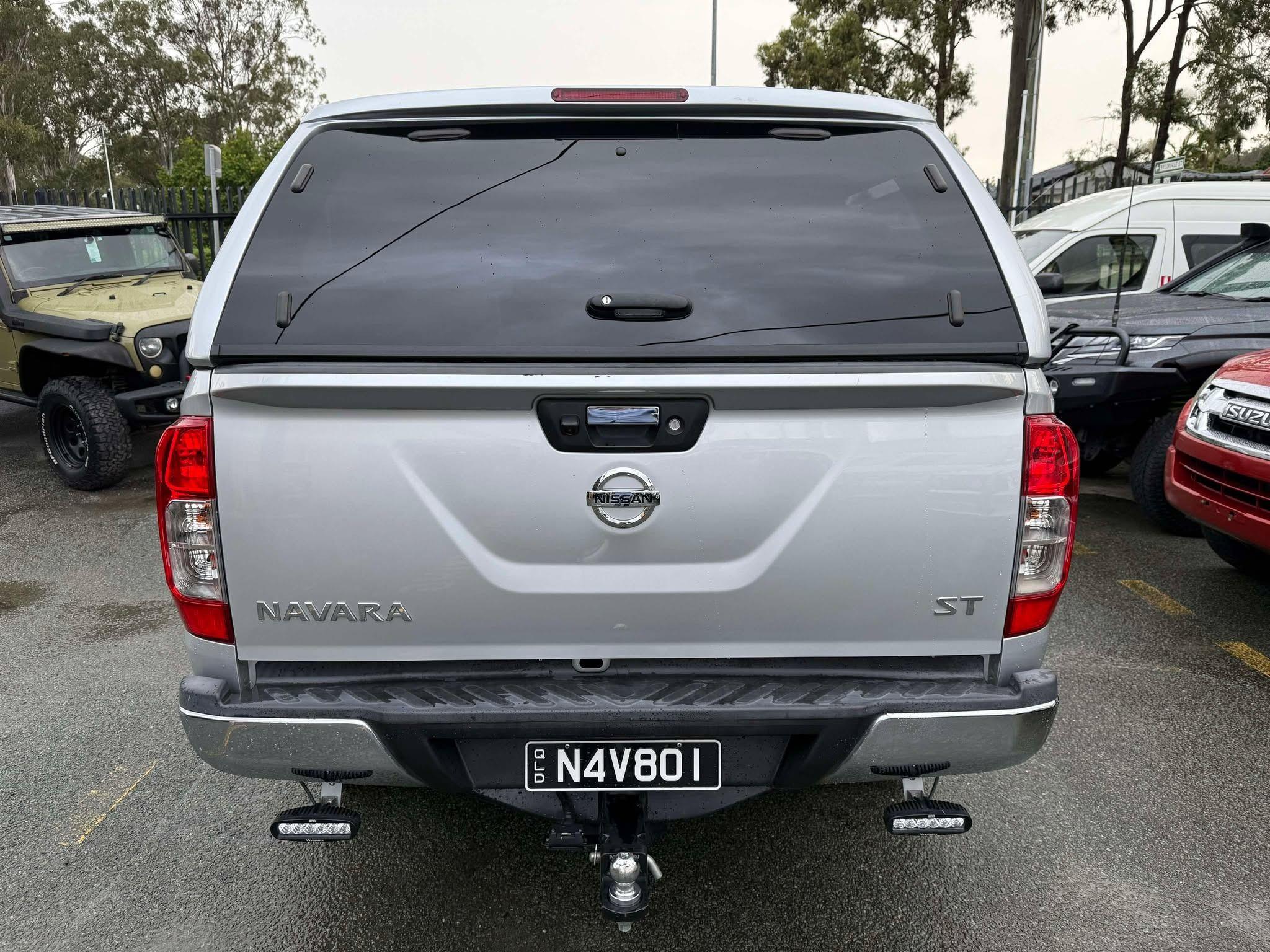 NISSAN NAVARA