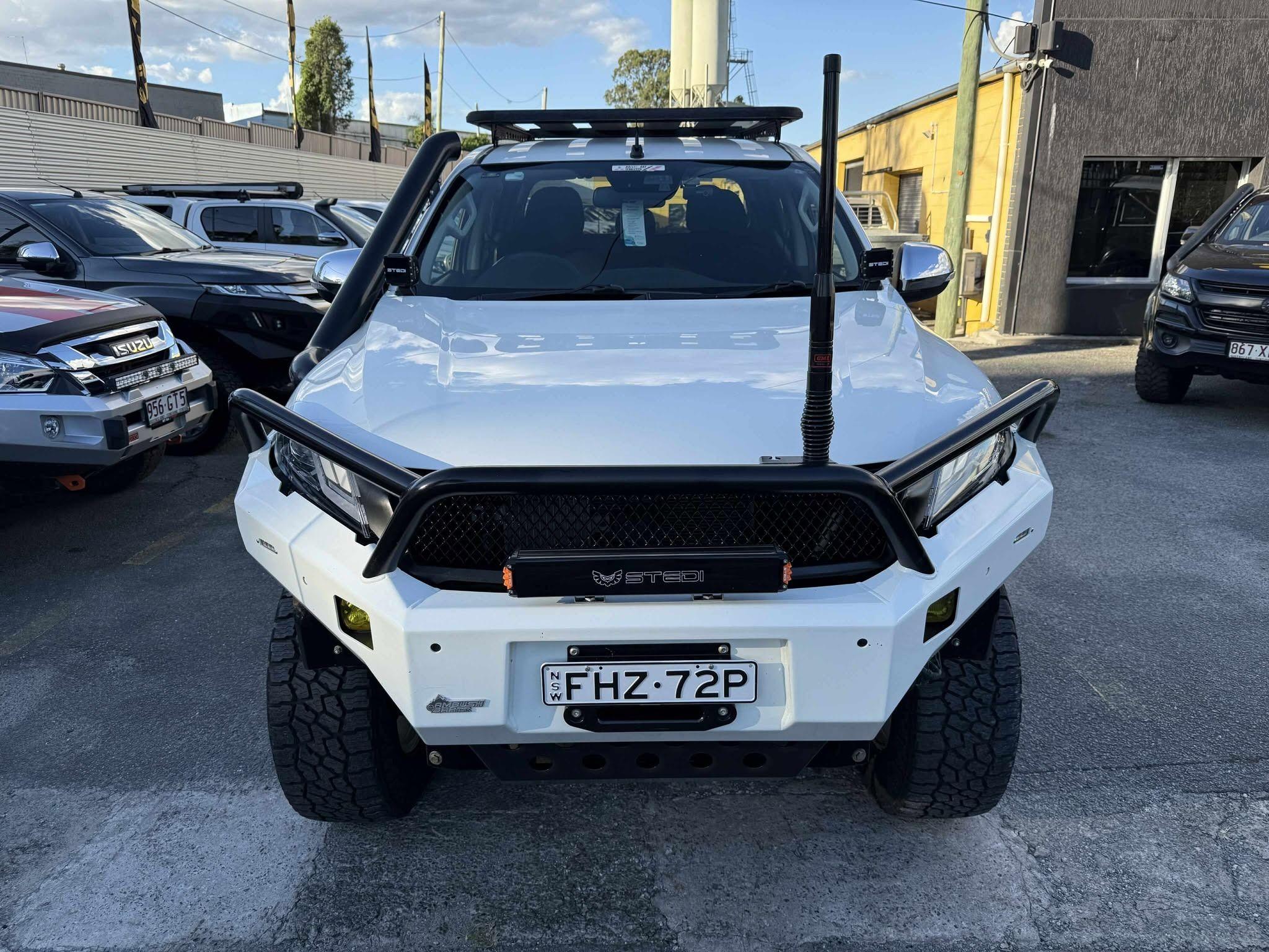 MITSUBISHI TRITON